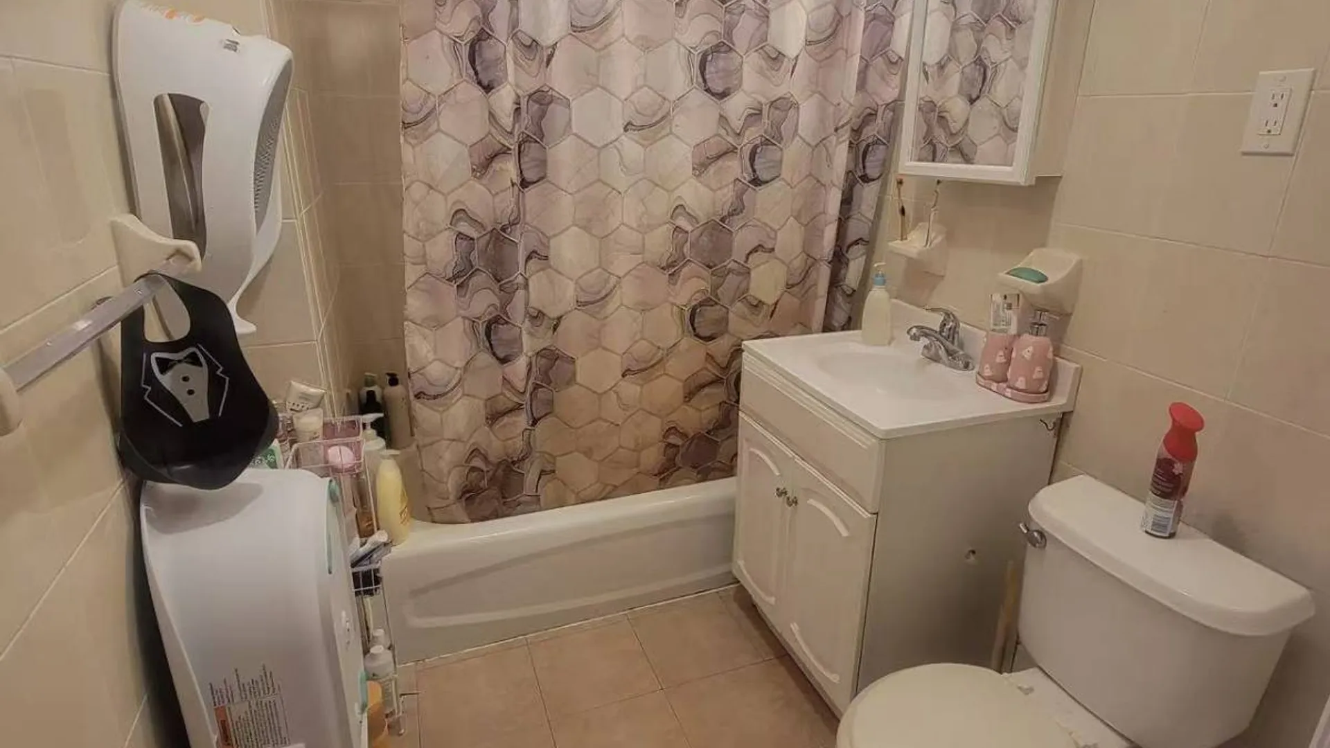 Property at 45-12 111 St, Corona, NY 11368 7