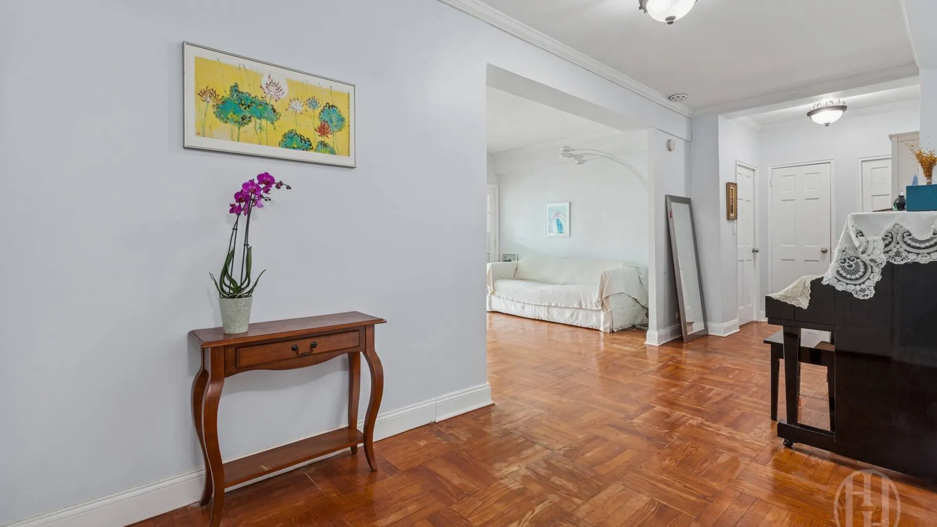 Property at 63 -33 98th Pl, Queens, NY 11374 4