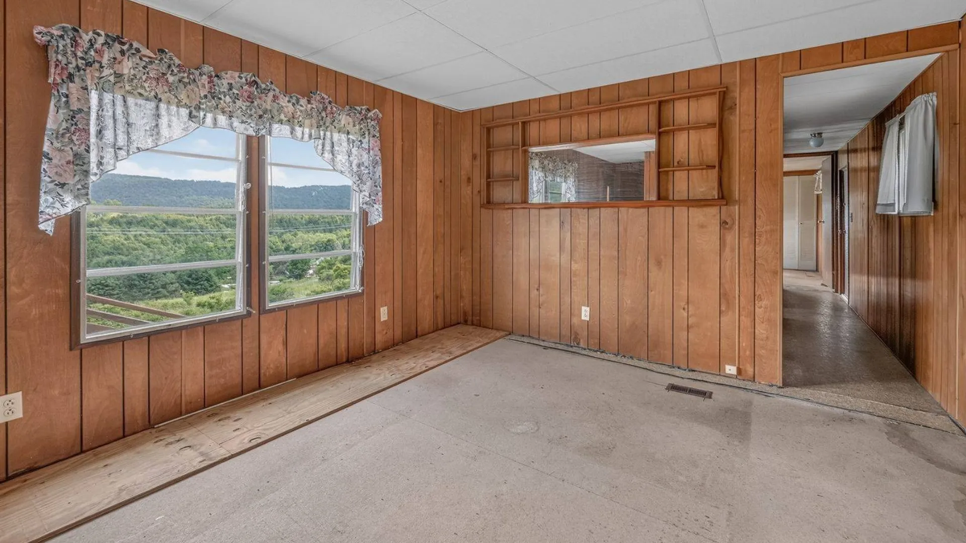Property at 118 Lookout Dr, Charlotteville, NY 12036 13