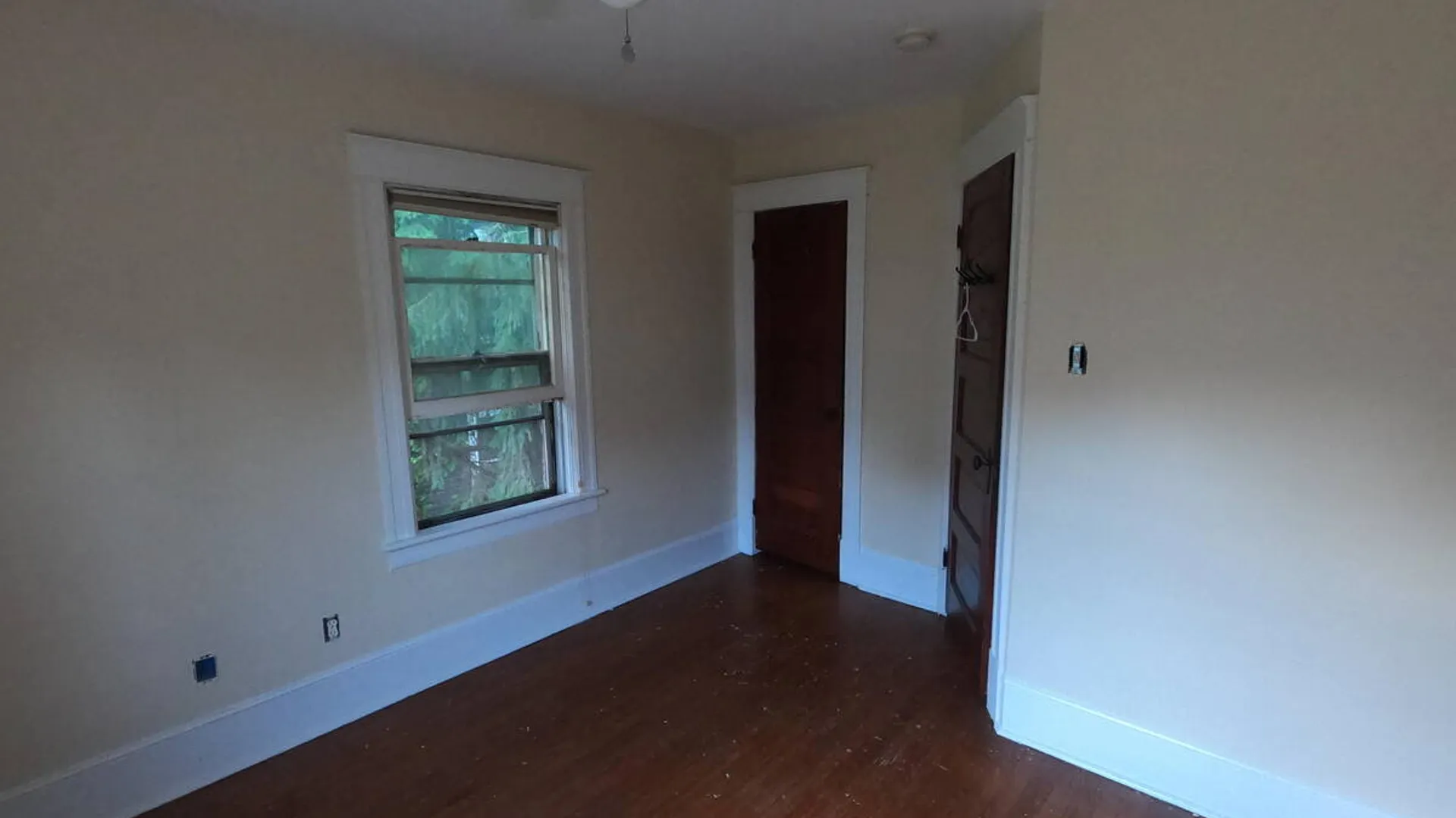 Property at 14 Bleeker Avenue, Troy, NY 12180 17