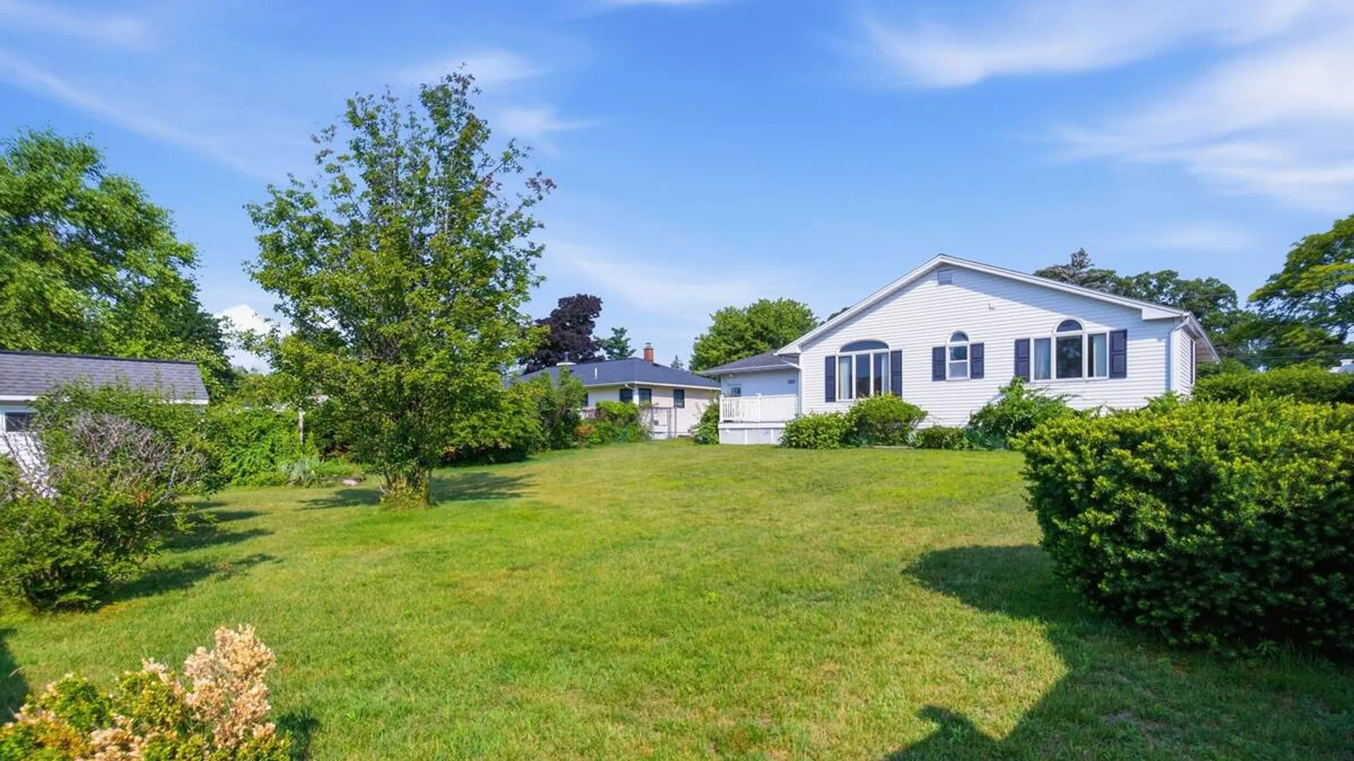Property at 13 Marie Parkway, Colonie, NY 12211 28
