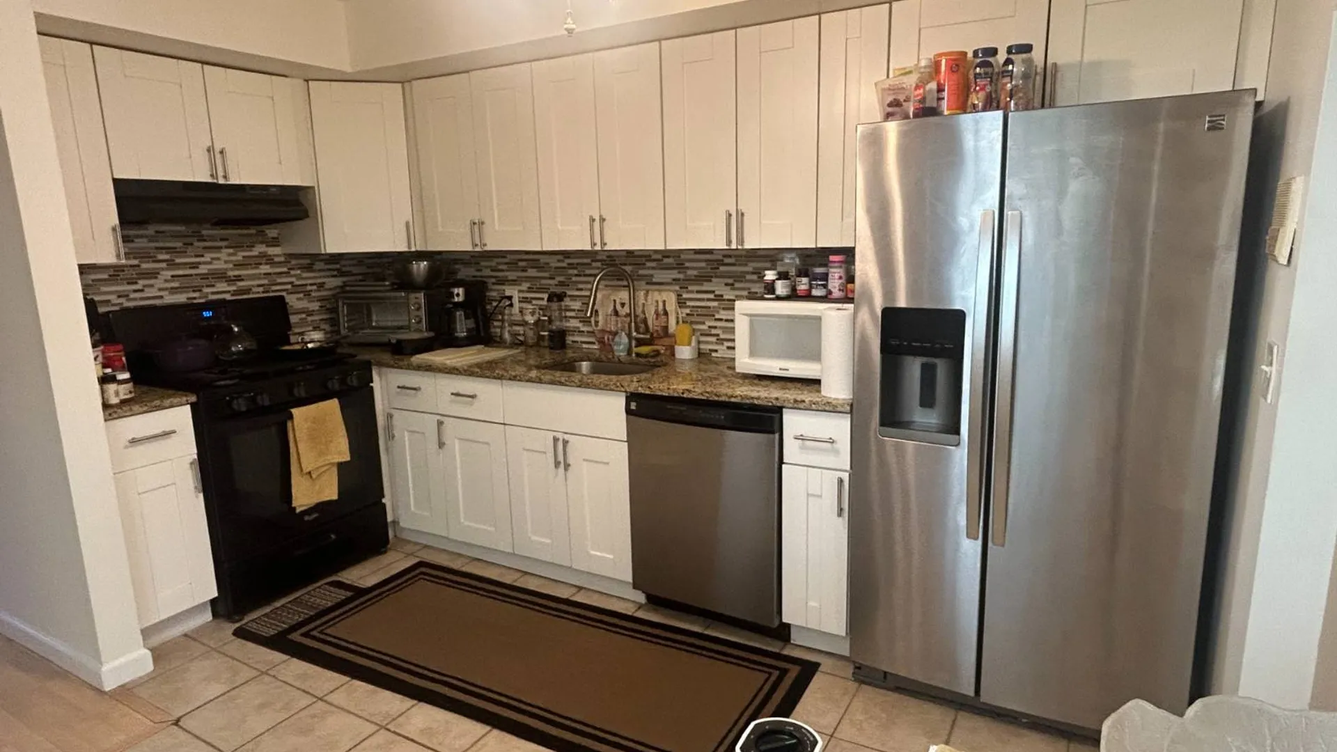 Property at 165A Lamped Loop, Staten Island, NY 10314 8