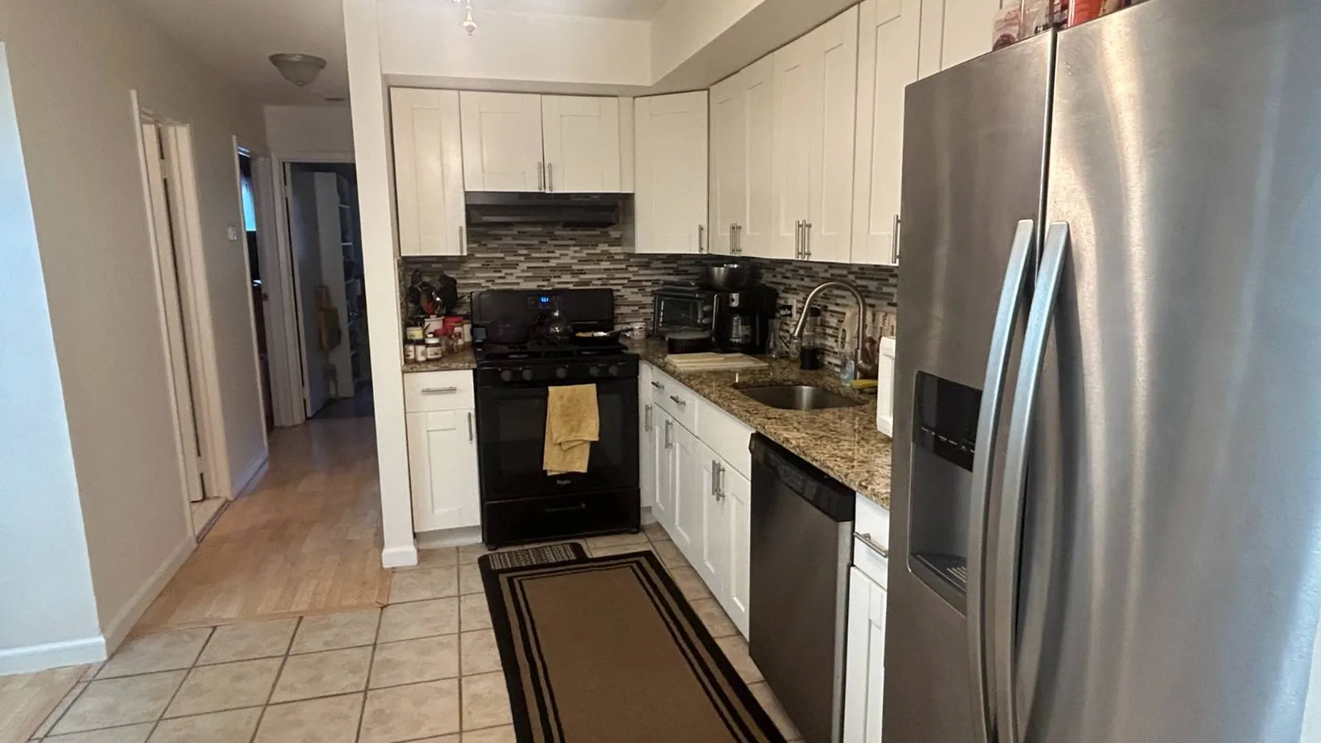 Property at 165A Lamped Loop, Staten Island, NY 10314 9