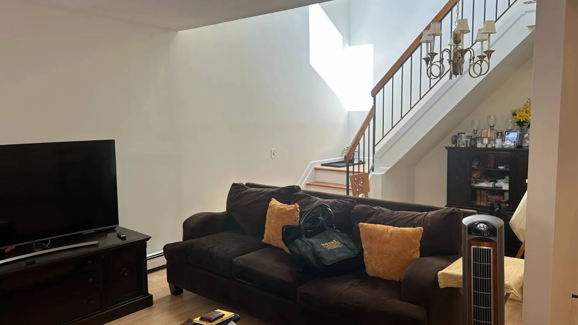 Property at 165A Lamped Loop, Staten Island, NY 10314 6
