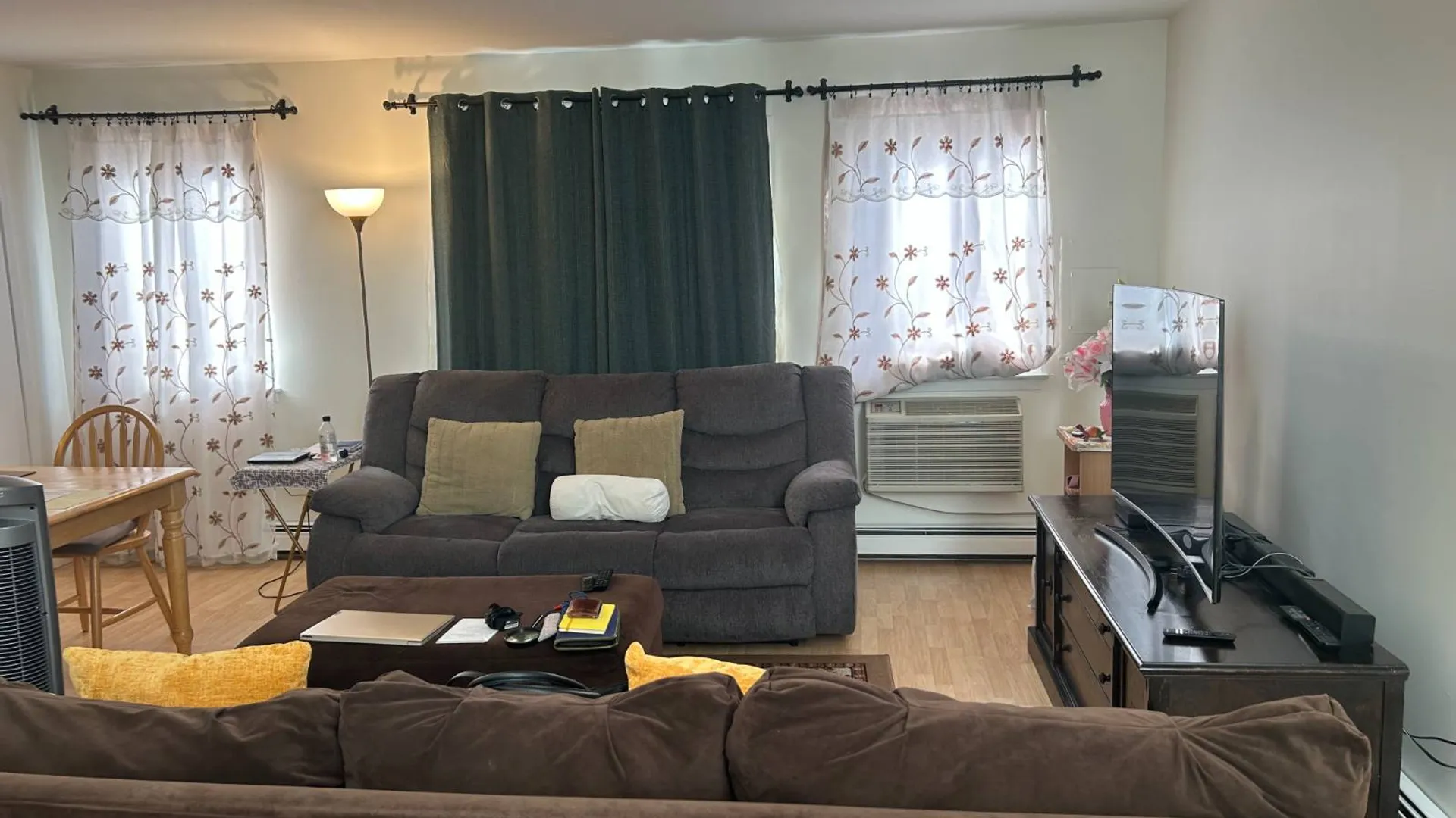 Property at 165A Lamped Loop, Staten Island, NY 10314 3