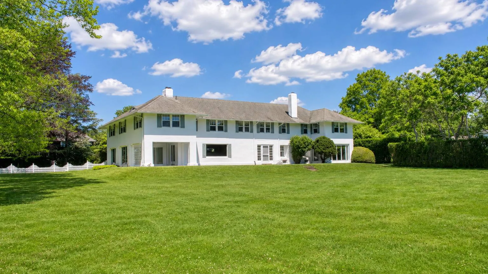 Property at 80 Dunemere Lane, East Hampton, NY 11937 21