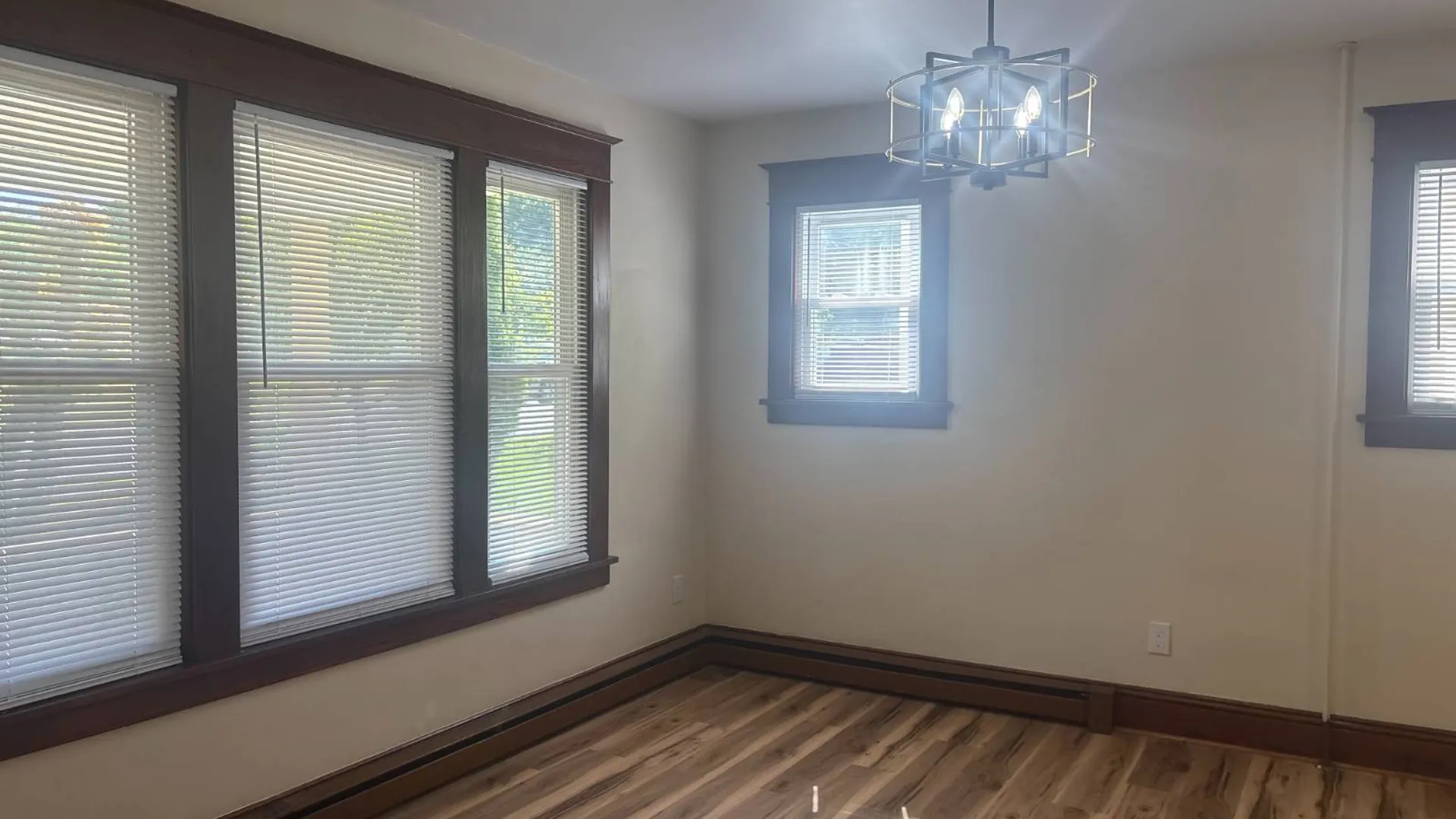 Property at 618 Kenwood Ave, Delmar, NY 12054 5