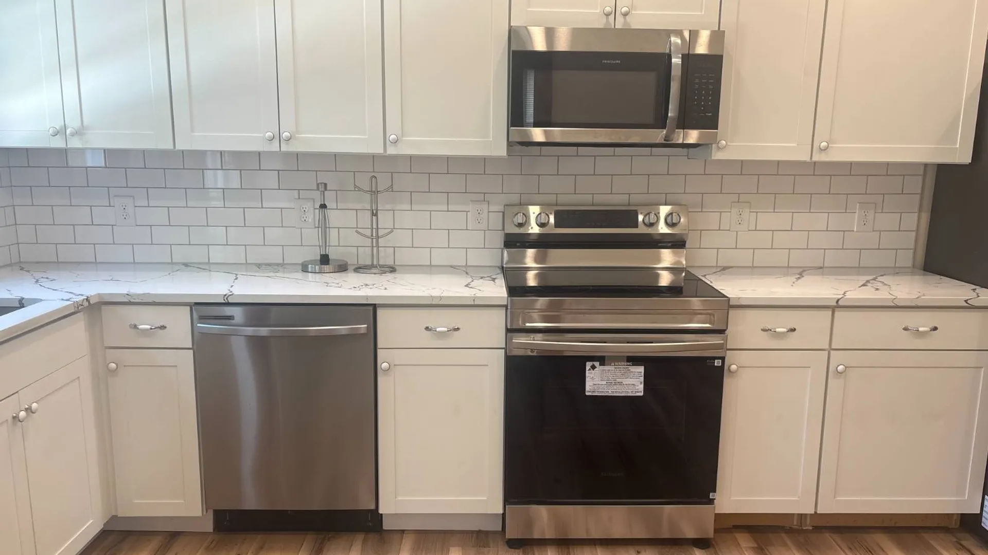Property at 618 Kenwood Ave, Delmar, NY 12054 8