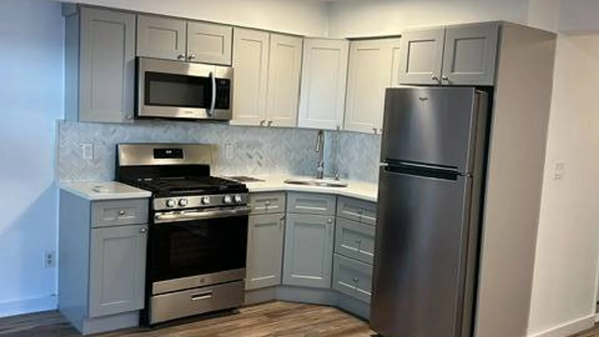 Property at 4213 East Tremont Avenue, NYC, NY 10465 23