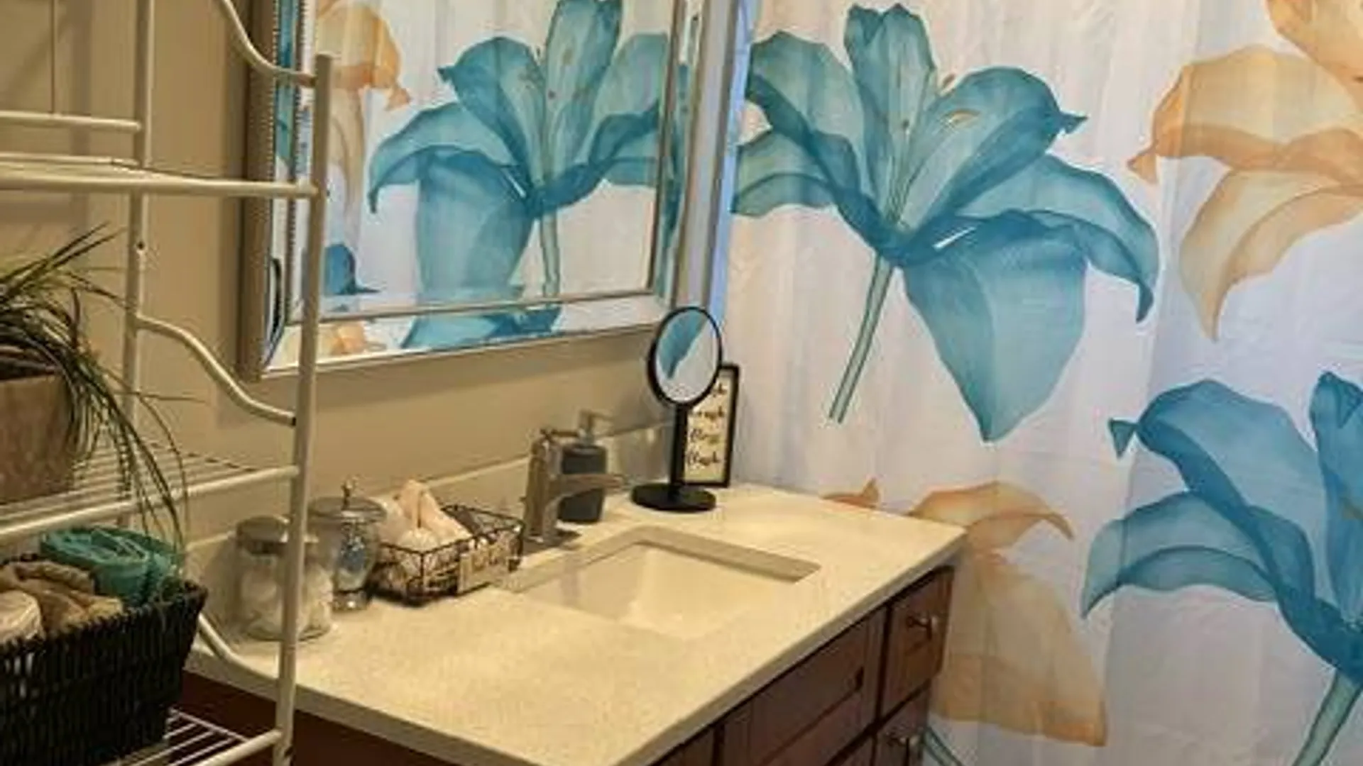Property at 4213 East Tremont Avenue, NYC, NY 10465 14