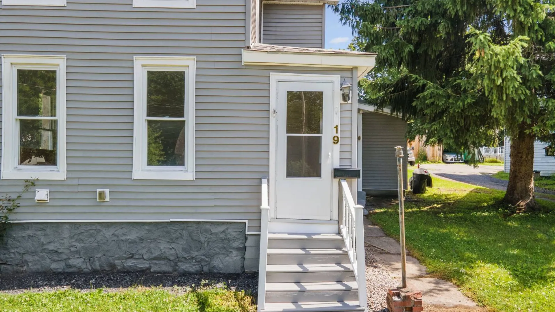 Property at 19 Matthew Street, Johnstown, NY 12095 40