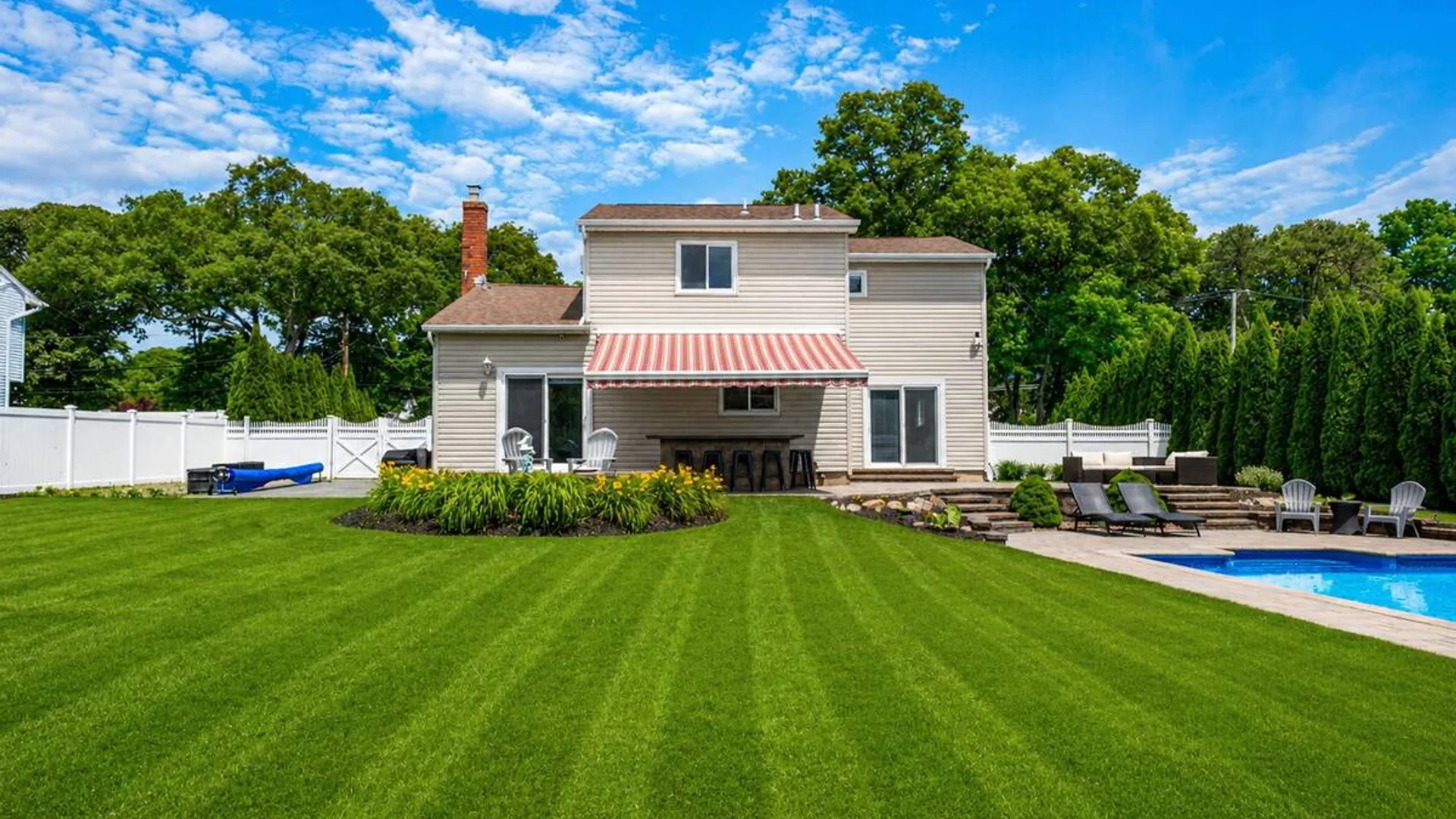 Property at 320 Peconic Avenue, Medford, NY 11763 29