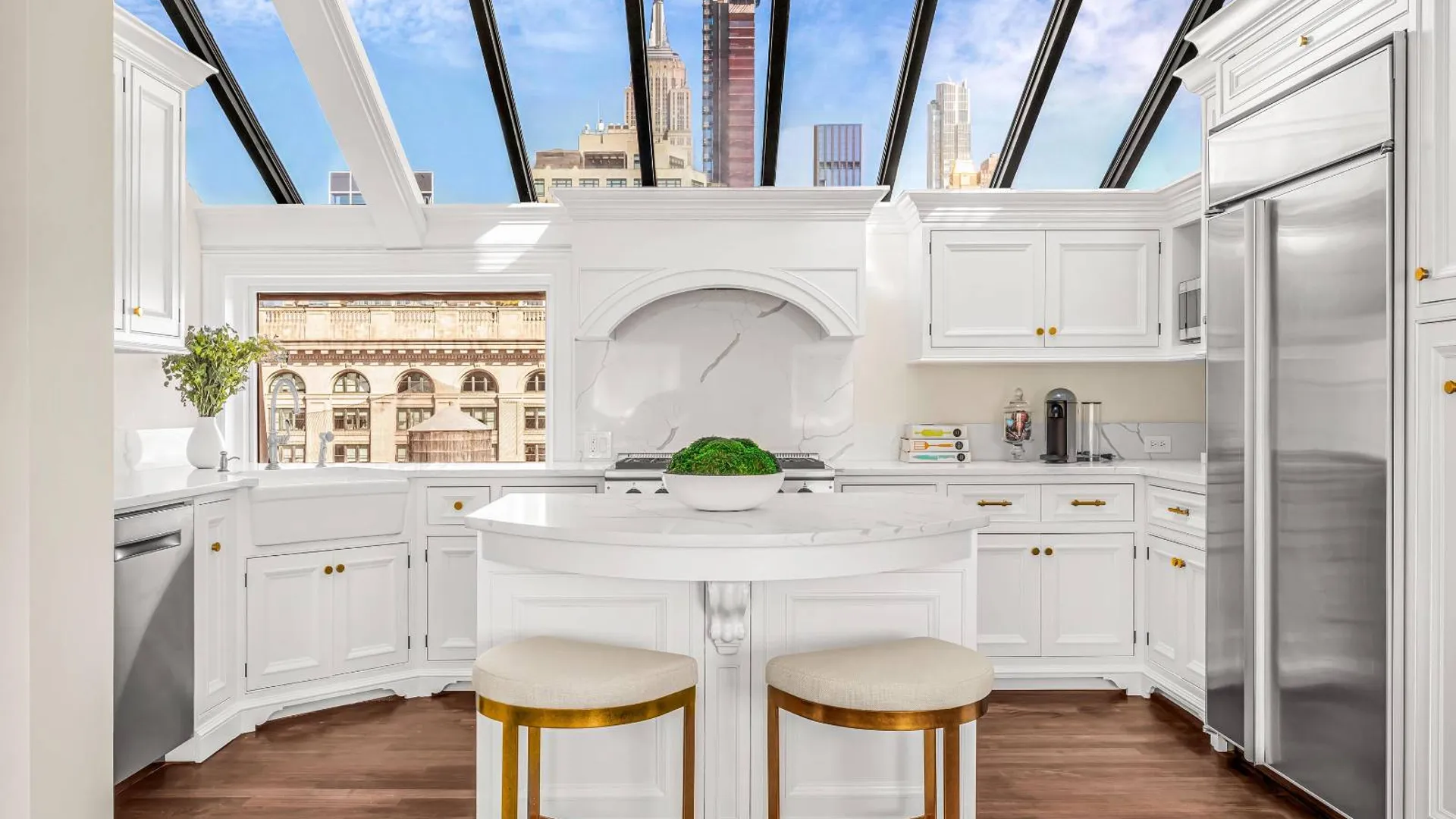 Property at 170 5th Ave, New York, NY 10010 11