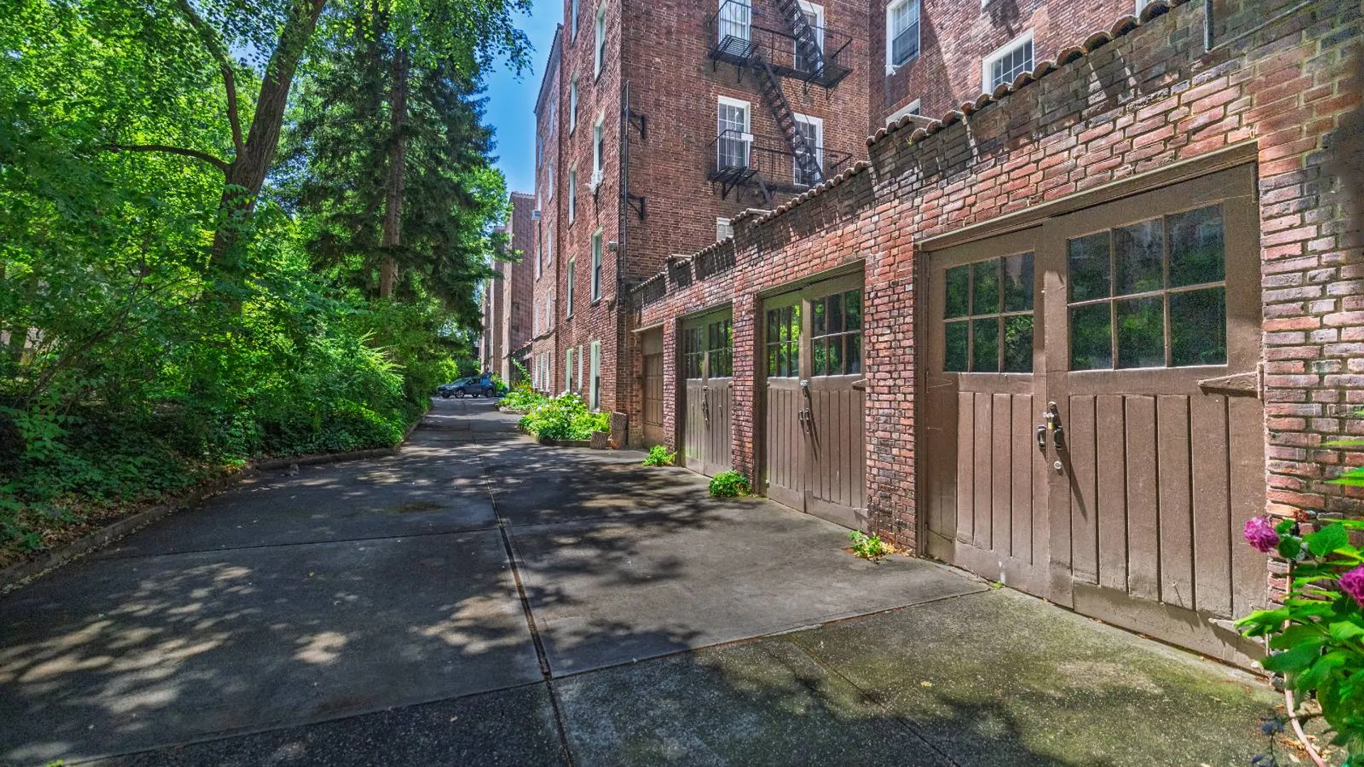 Property at 3721 84th St, Jackson Heights, NY 11372 19