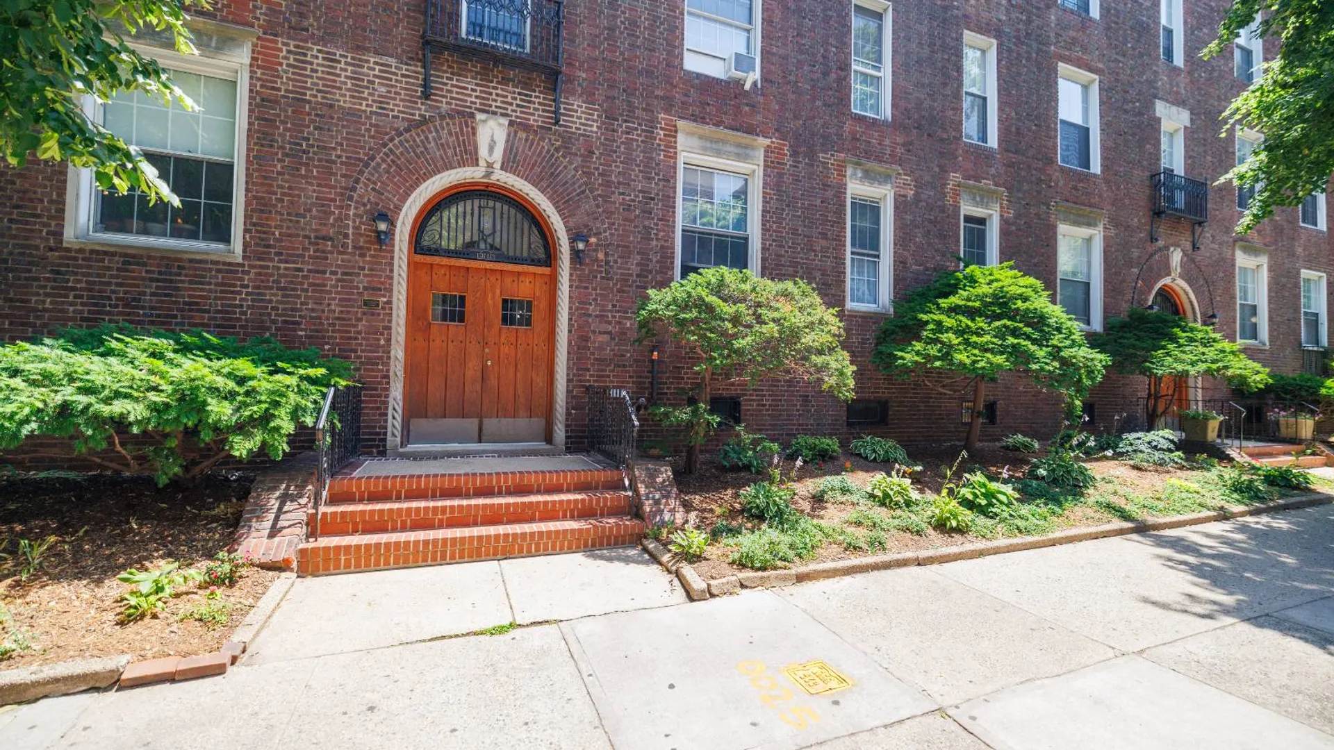 Property at 3721 84th St, Jackson Heights, NY 11372 20