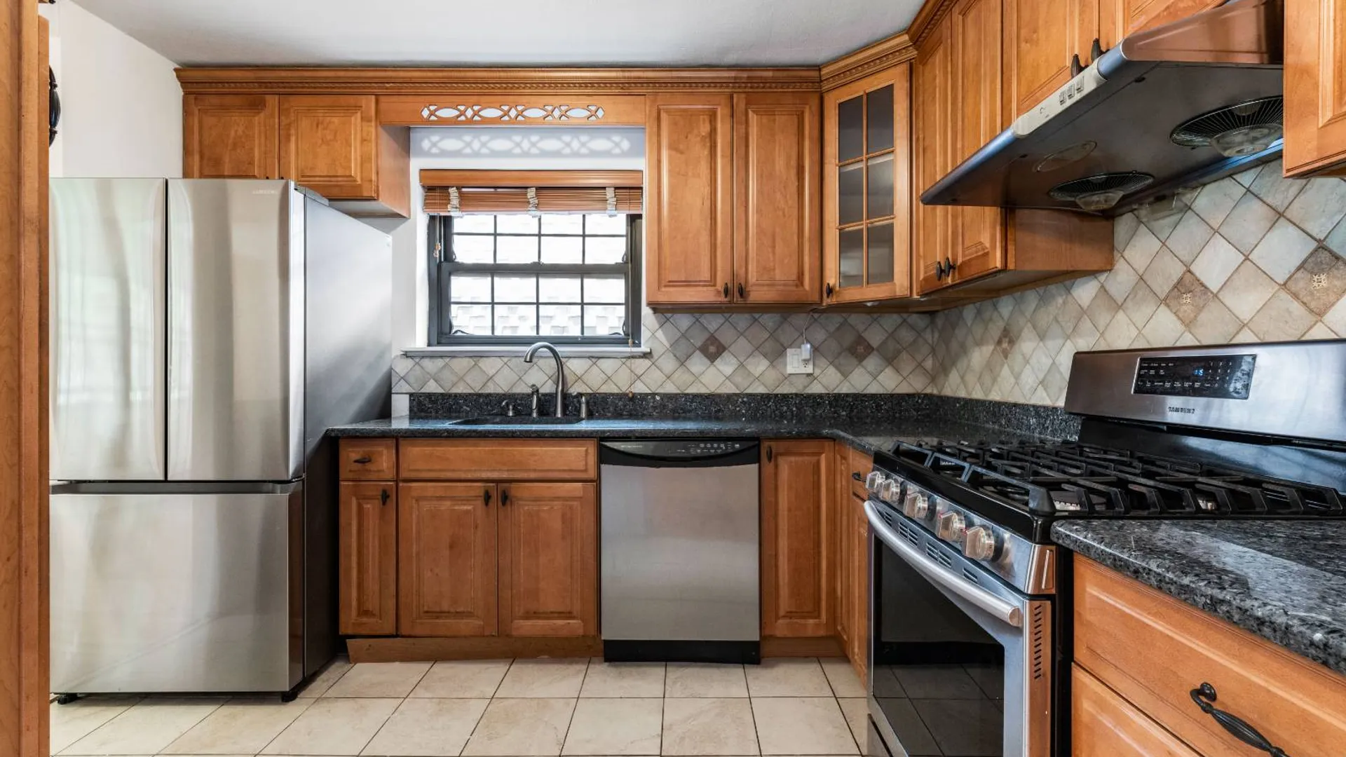 Property at 220-40 64th Ave, Oakland Gardens, NY 11364 9