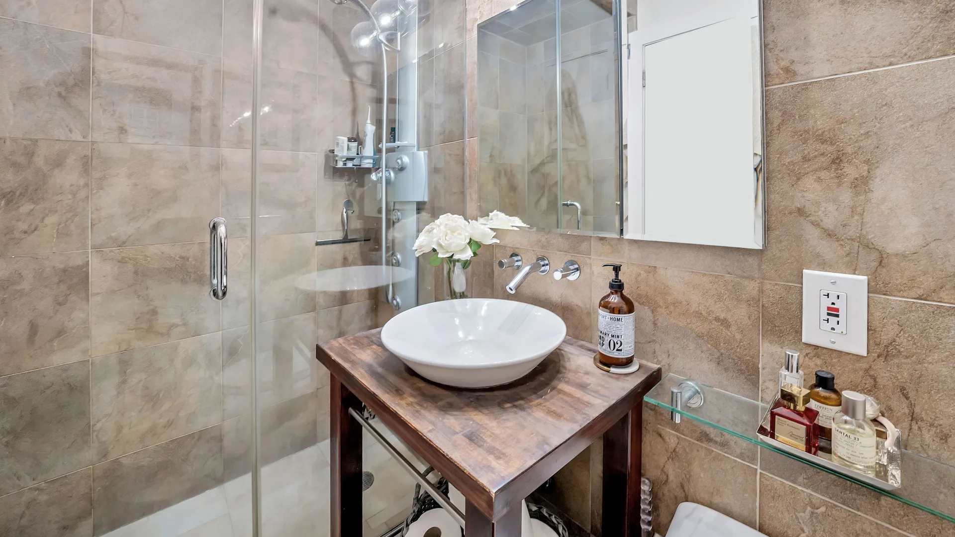 Property at 225 East 36th Street, New York, NY 10016 2