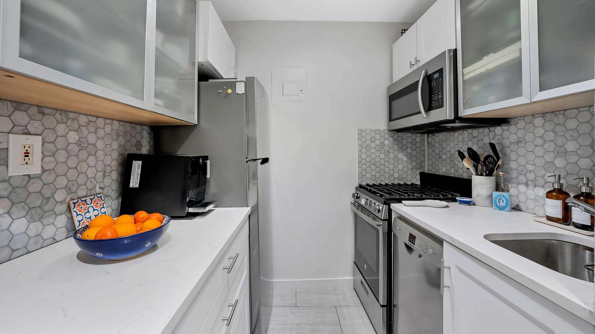 Property at 225 East 36th Street, New York, NY 10016 5