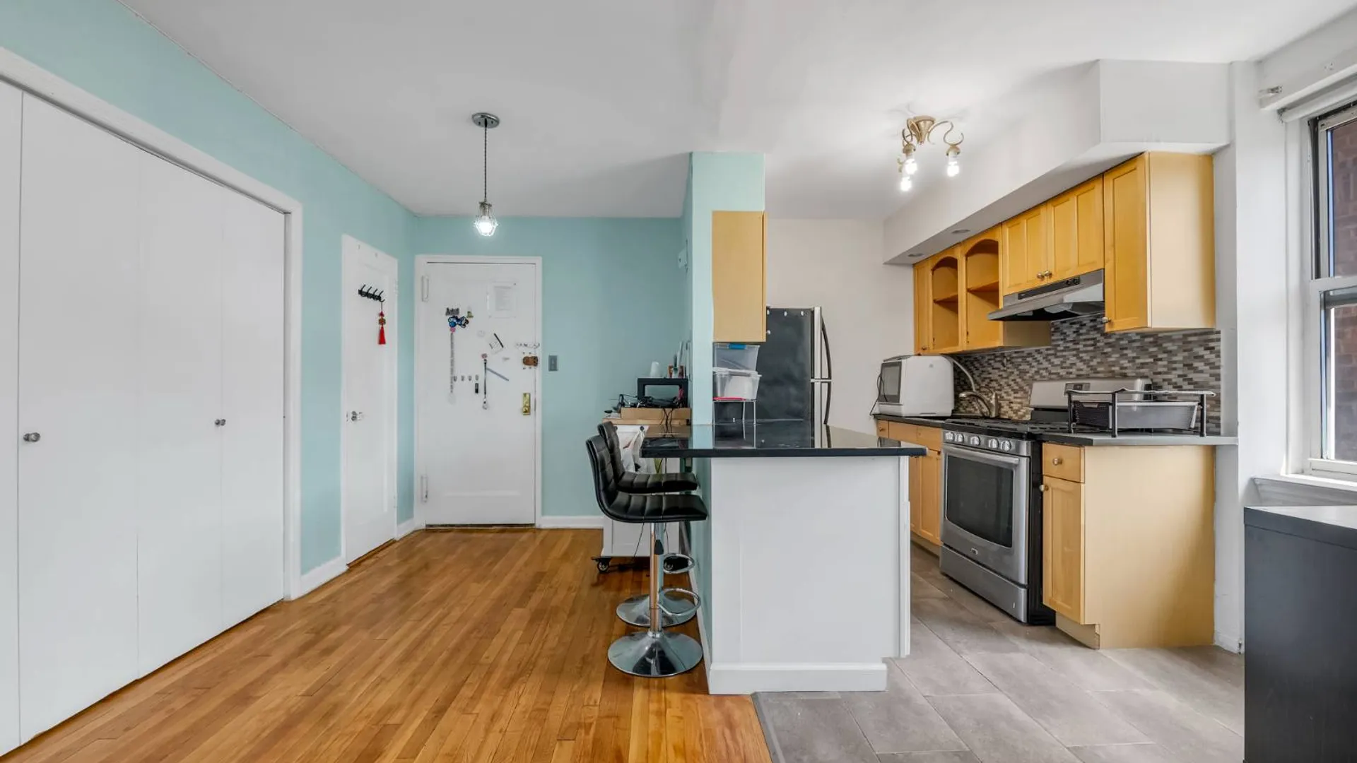 Property at 64-35 Yellowstone Blvd, Forest Hills, NY 11375 3