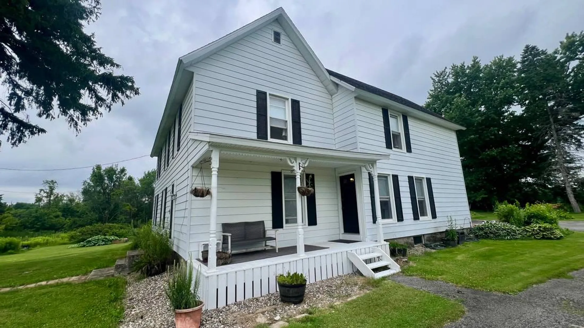 Property at 166 Manny Corners Road, Amsterdam, NY 12010 4