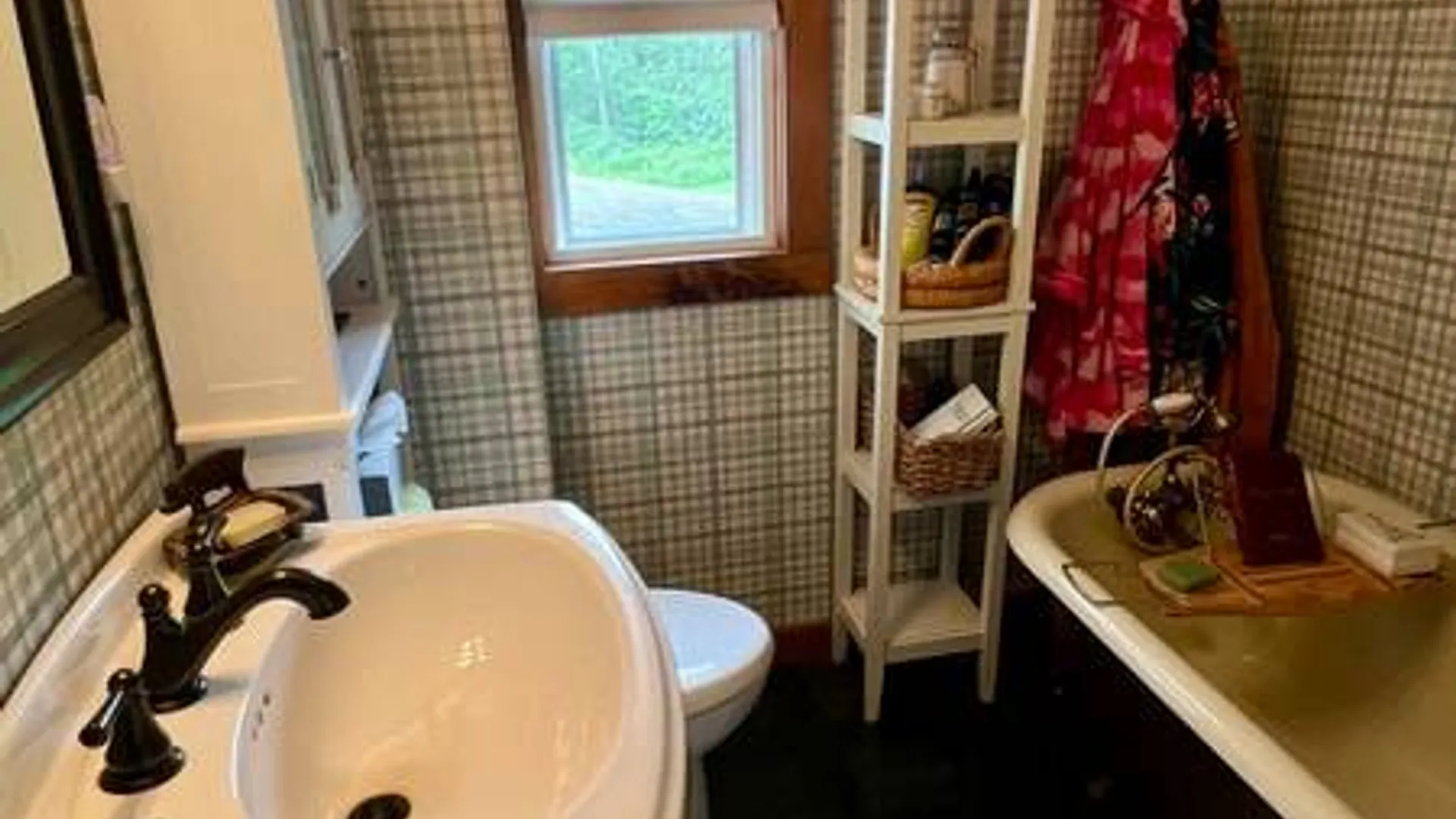 Property at 166 Manny Corners Road, Amsterdam, NY 12010 52