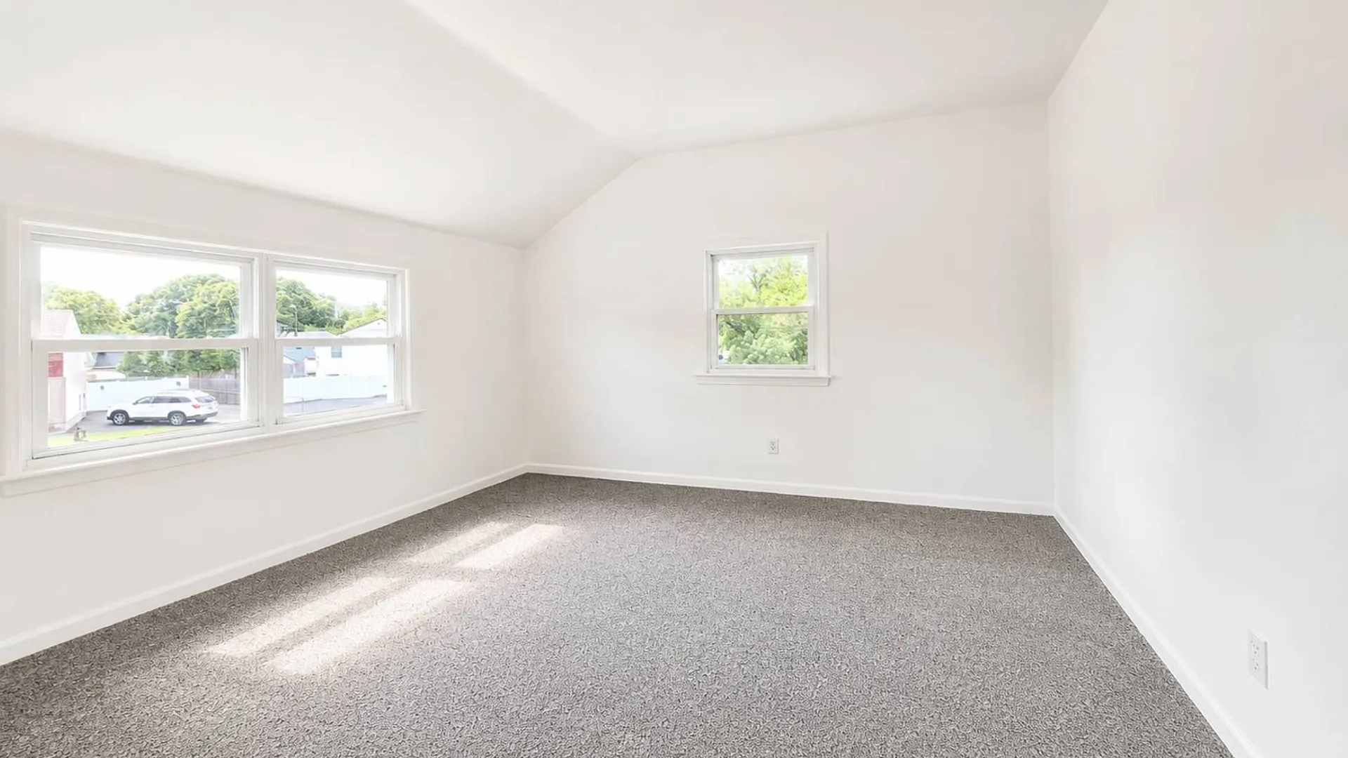 Property at 290 Eastwood Blvd, Centereach, NY 11720 19