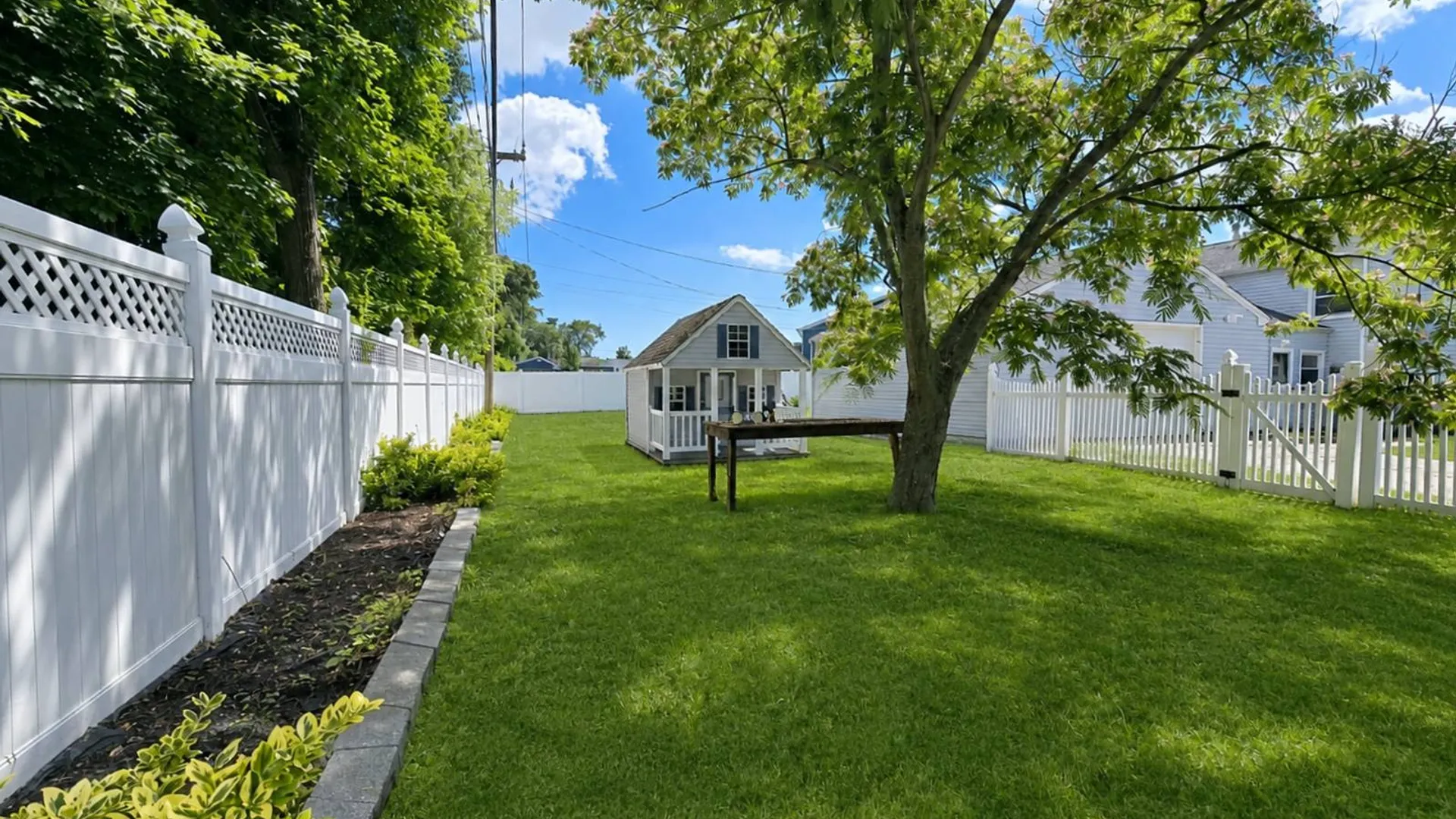 Property at 290 Eastwood Blvd, Centereach, NY 11720 23
