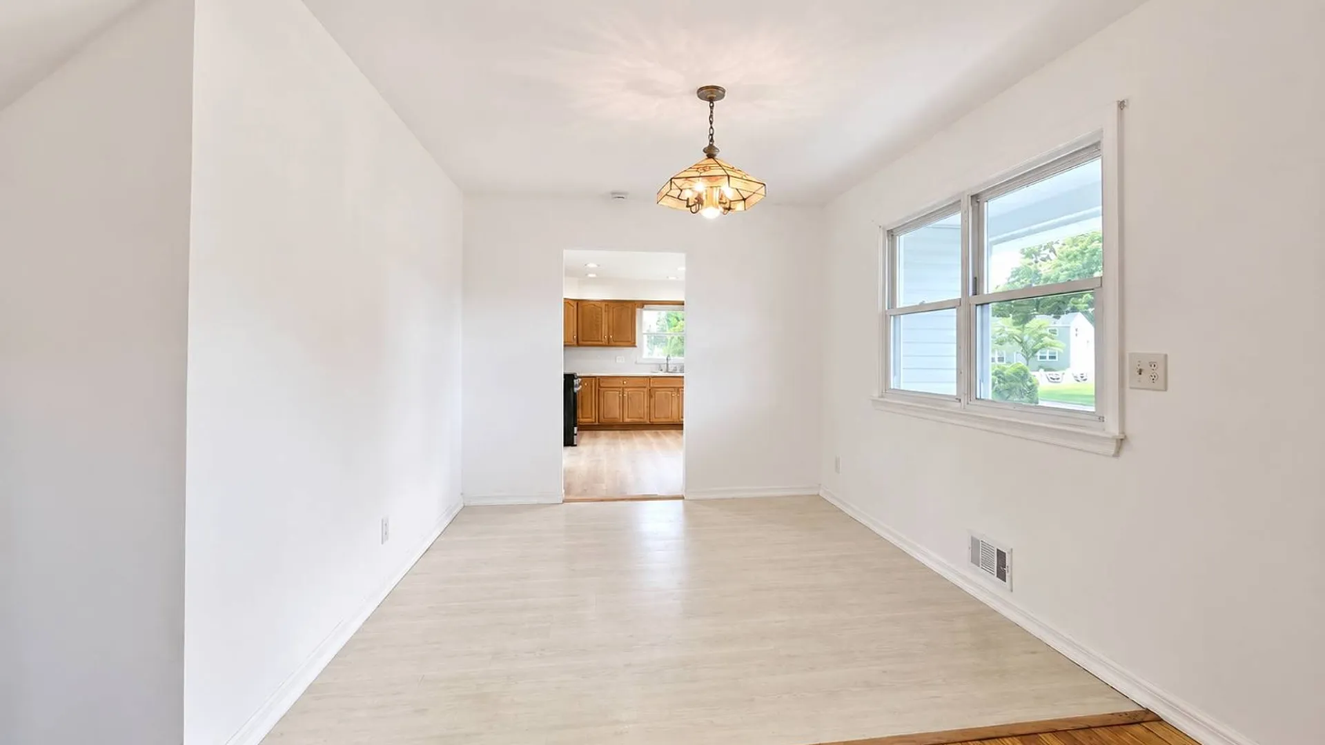 Property at 290 Eastwood Blvd, Centereach, NY 11720 8