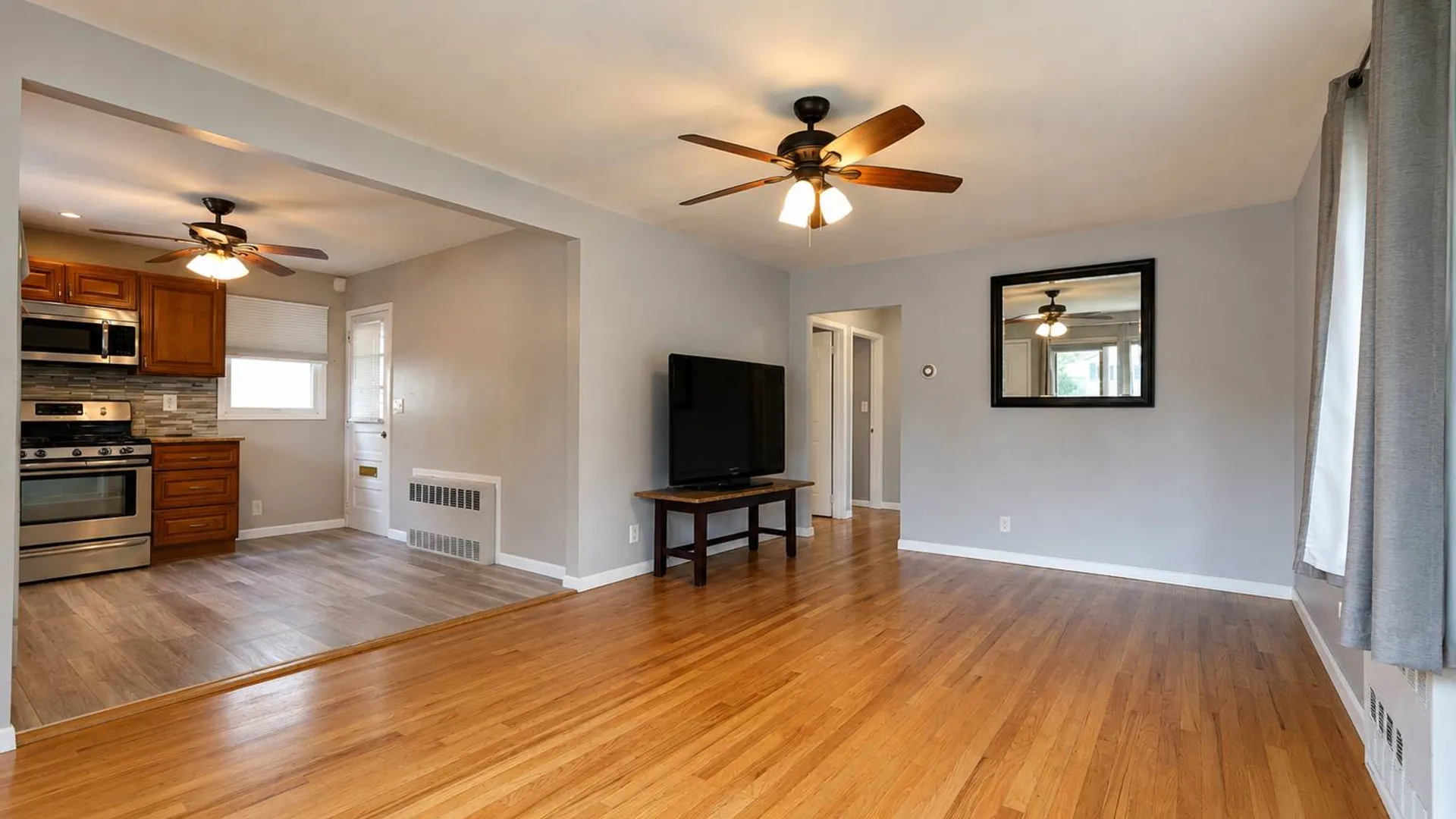 Property at 145 Keegans Lane, Staten Island, NY 10308 5
