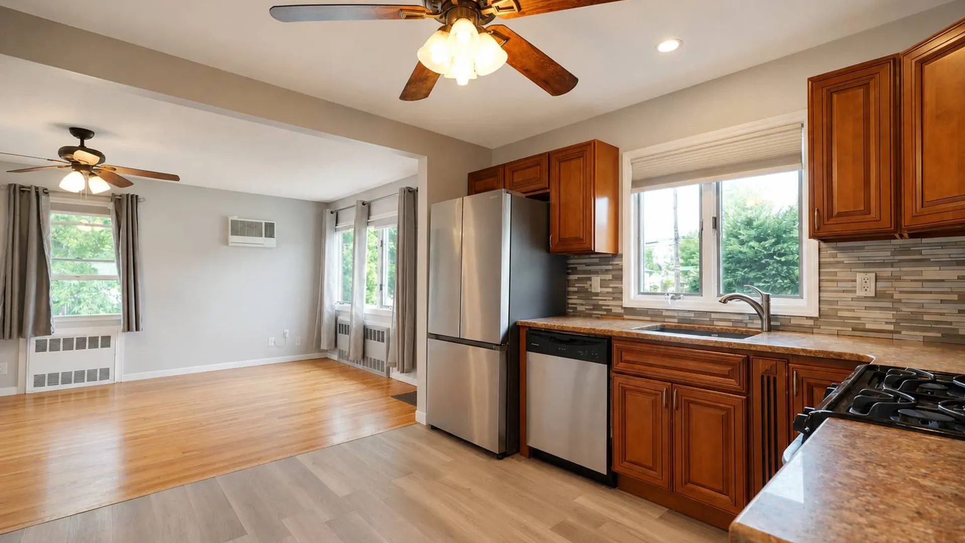 Property at 145 Keegans Lane, Staten Island, NY 10308 7