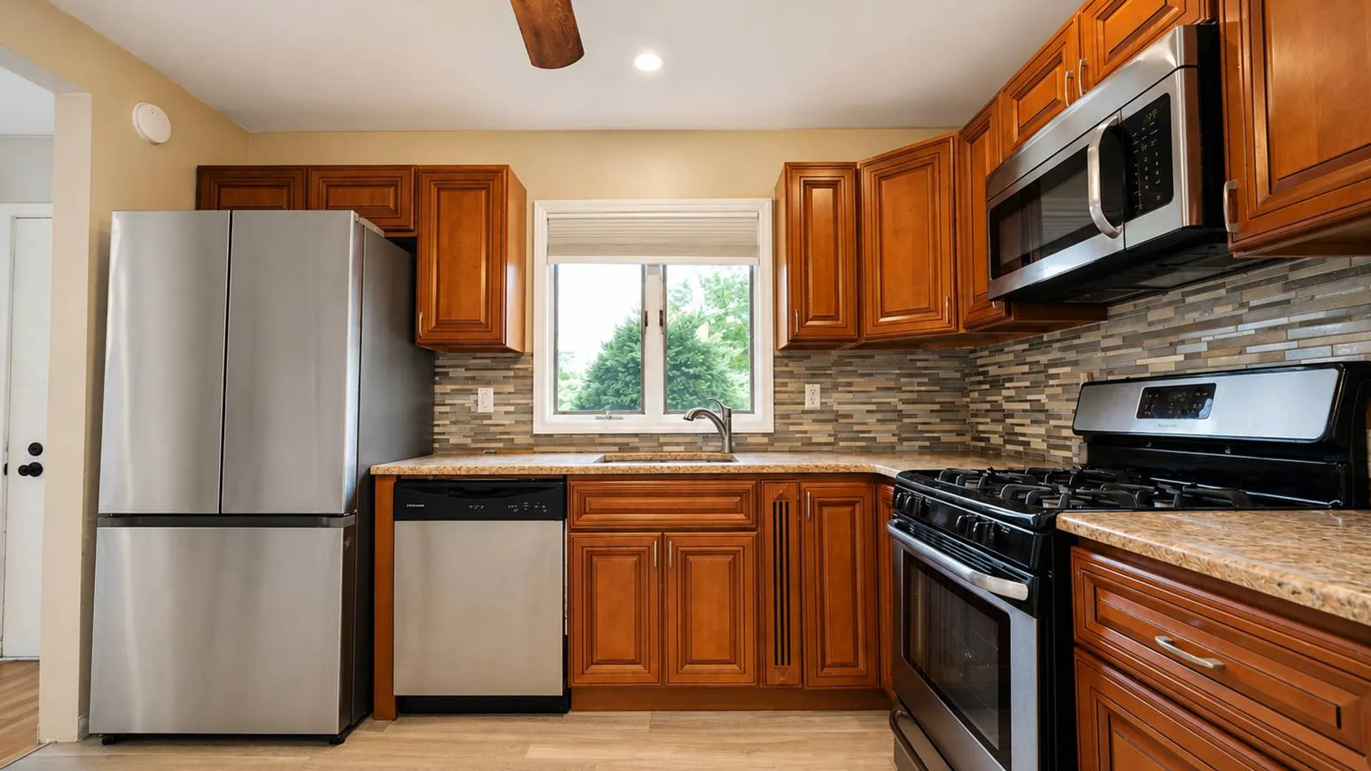 Property at 145 Keegans Lane, Staten Island, NY 10308 8