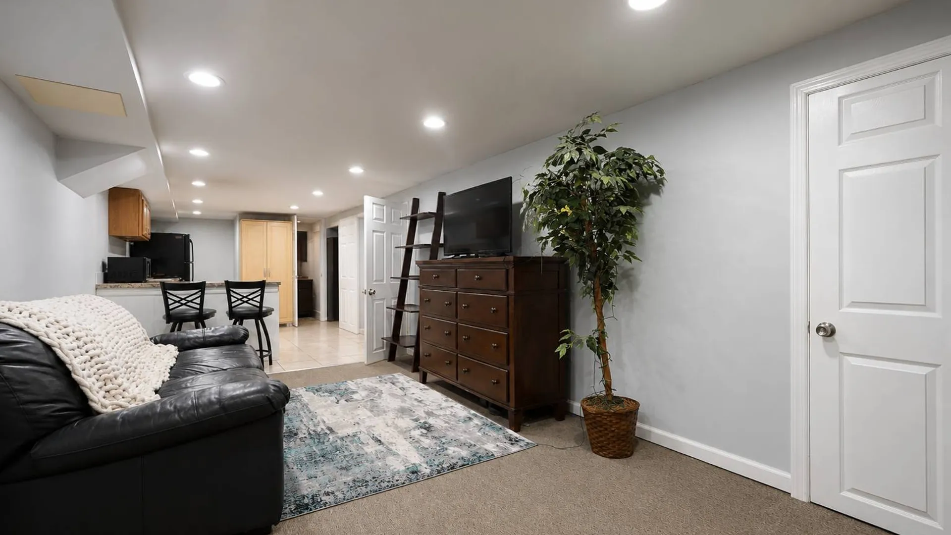 Property at 145 Keegans Lane, Staten Island, NY 10308 15