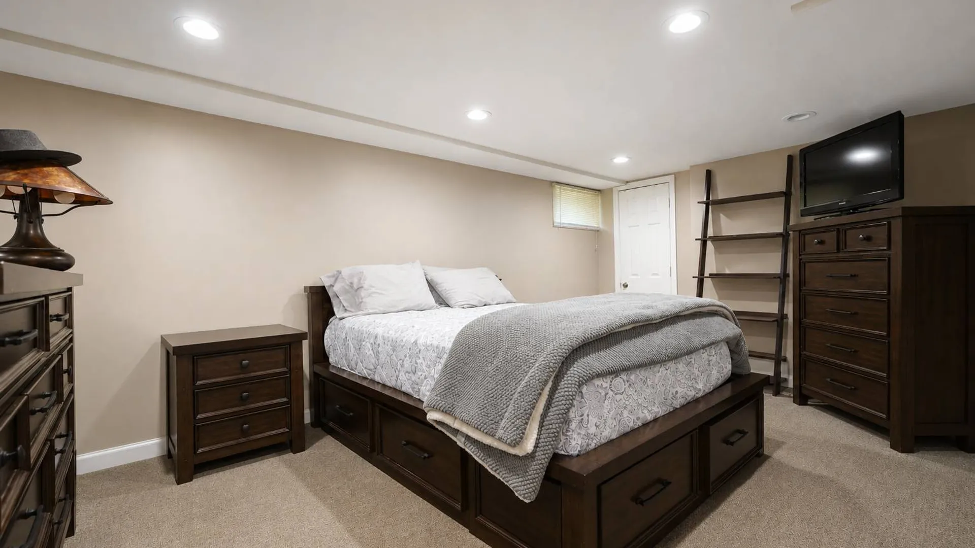 Property at 145 Keegans Lane, Staten Island, NY 10308 22