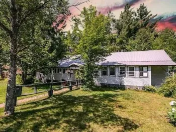 Property at 34 Averyville Ln, Lake Placid, NY 12946