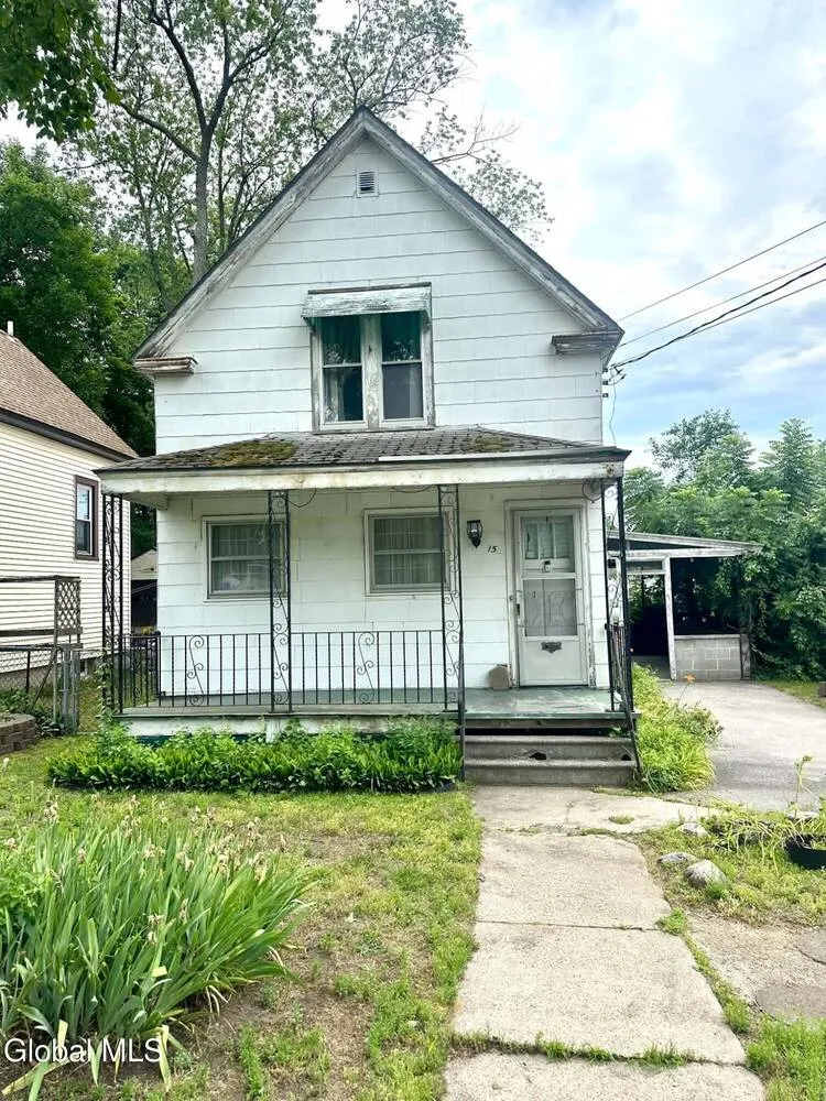 Property at 15 Van Zandt Street, Schenectady, NY 12304