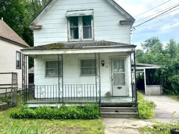 Property at 15 Van Zandt Street, Schenectady, NY 12304