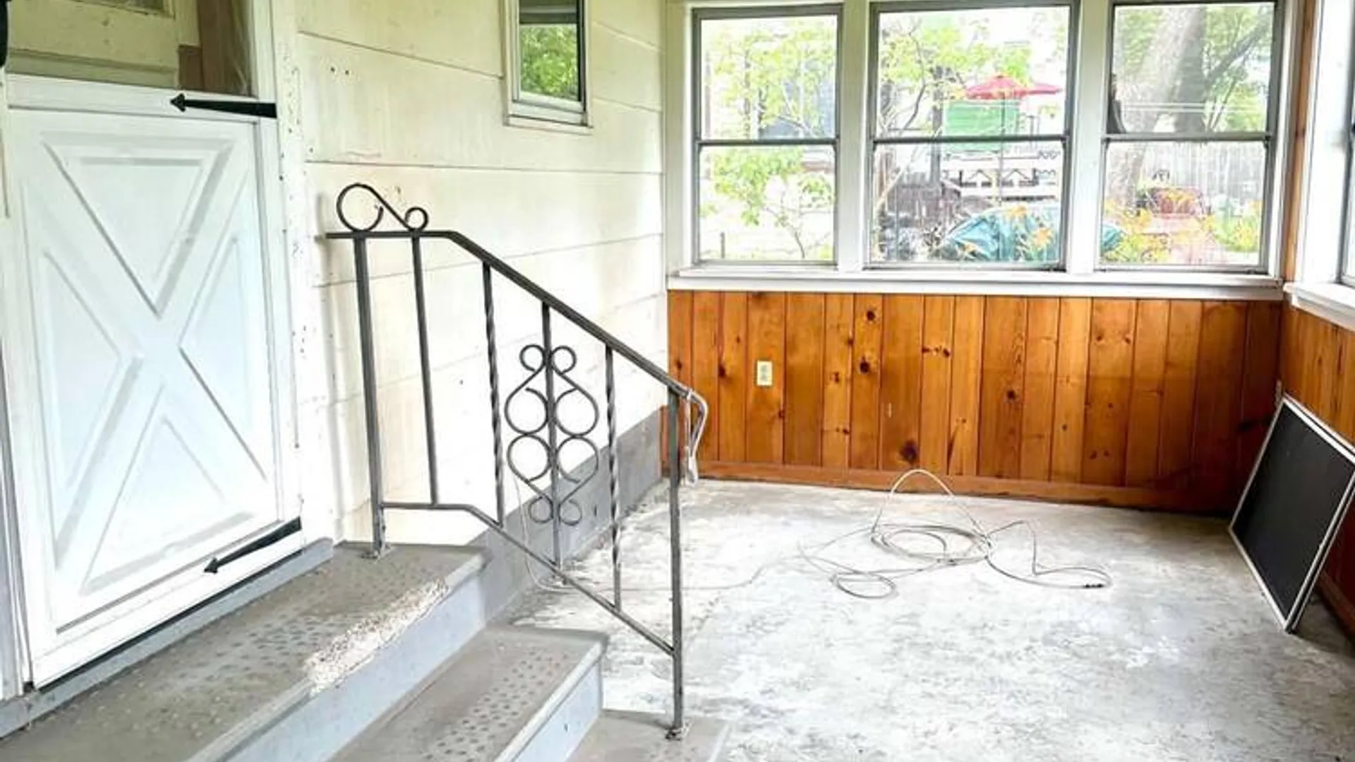 Property at 15 Van Zandt Street, Schenectady, NY 12304 7