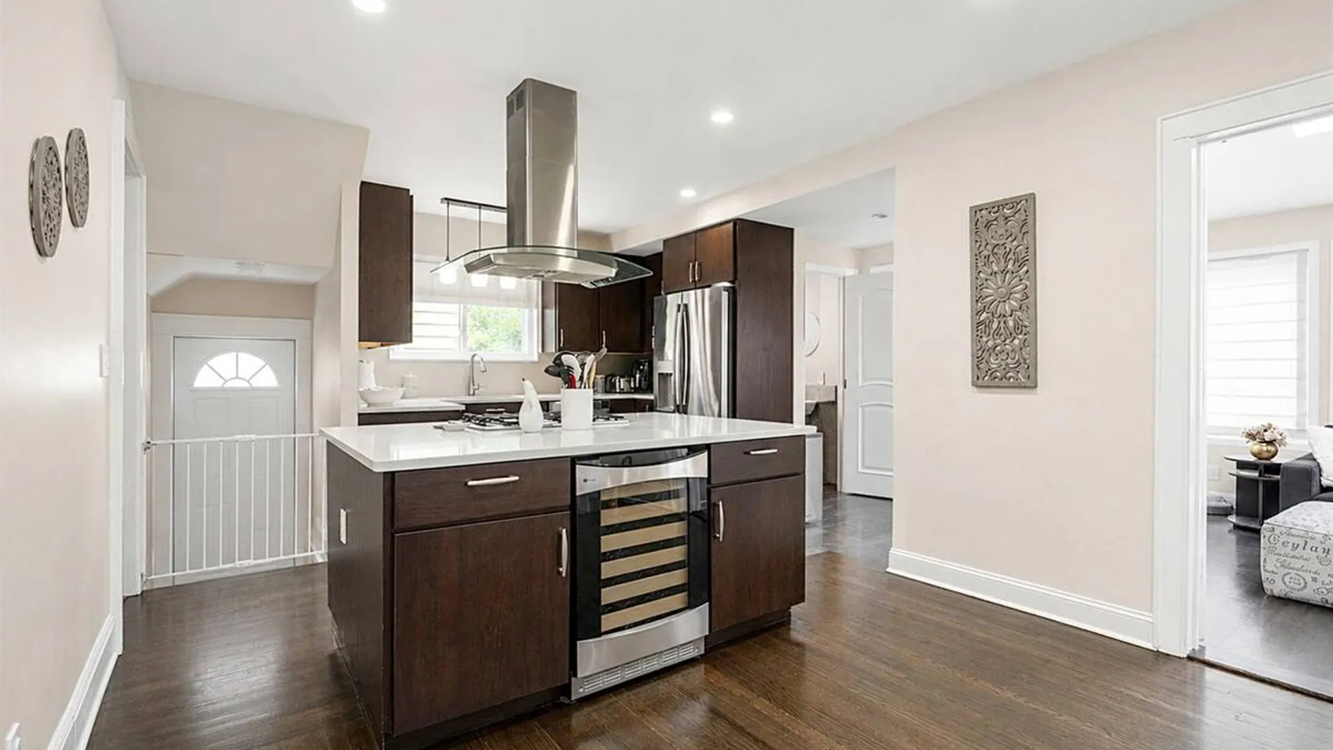 Property at 159 Iris Avenue, Floral Park, NY 11001 8