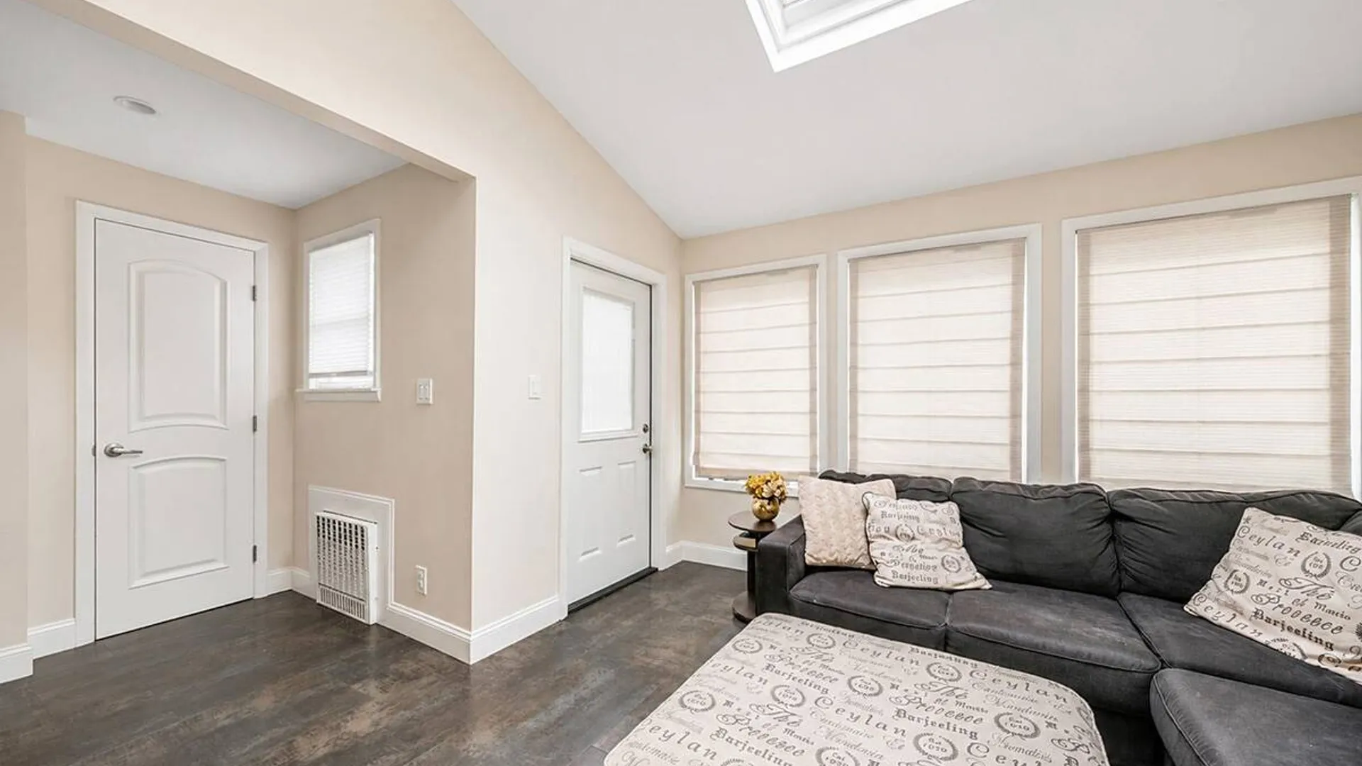 Property at 159 Iris Avenue, Floral Park, NY 11001 14