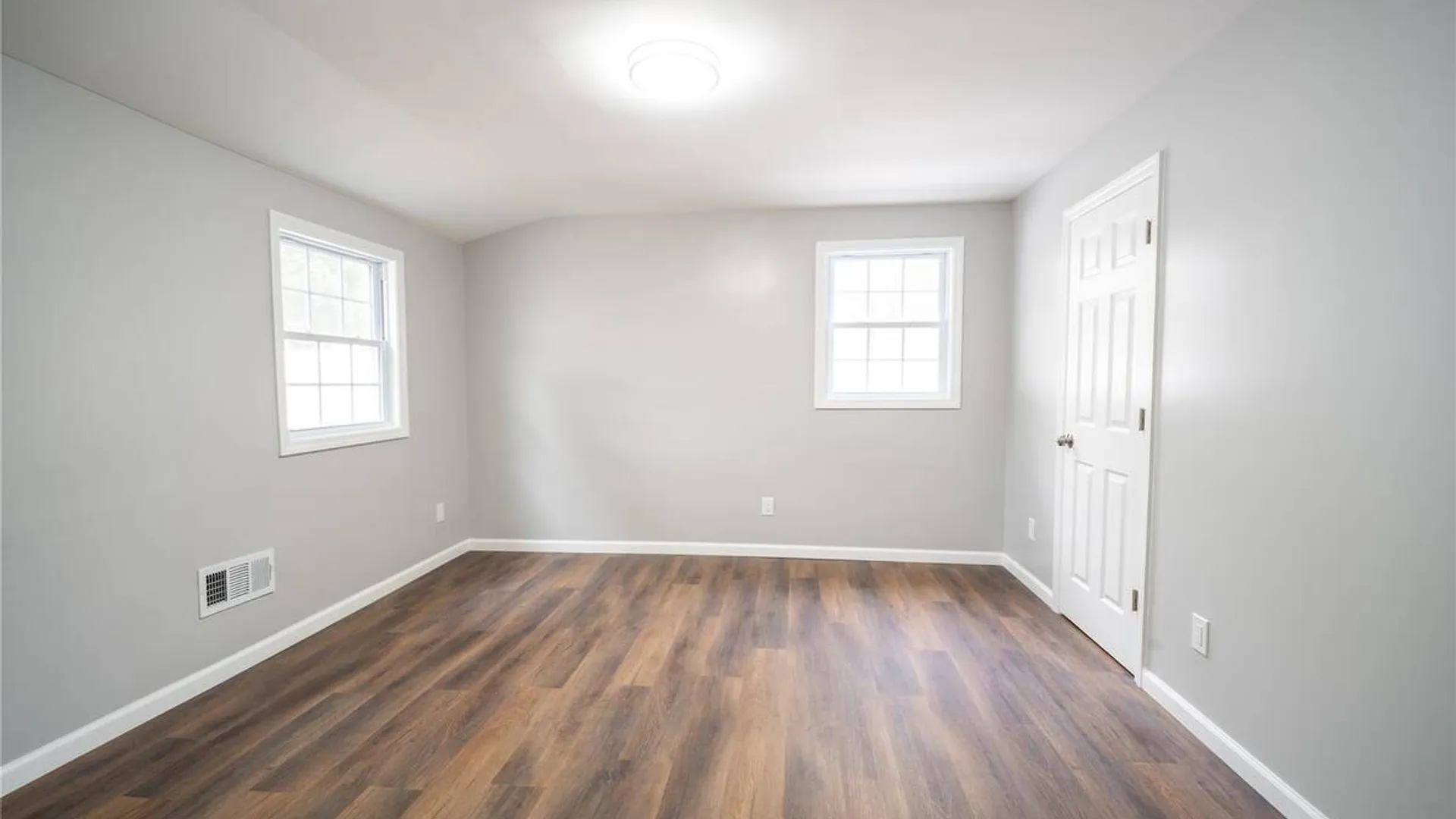Property at 11 Berry Lane, Centereach, NY 11720 10