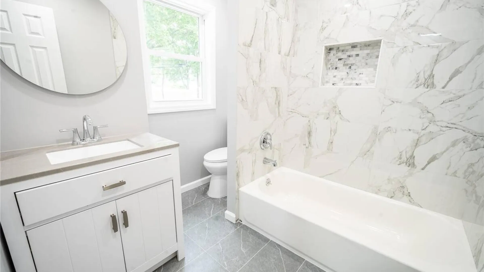 Property at 11 Berry Lane, Centereach, NY 11720 17