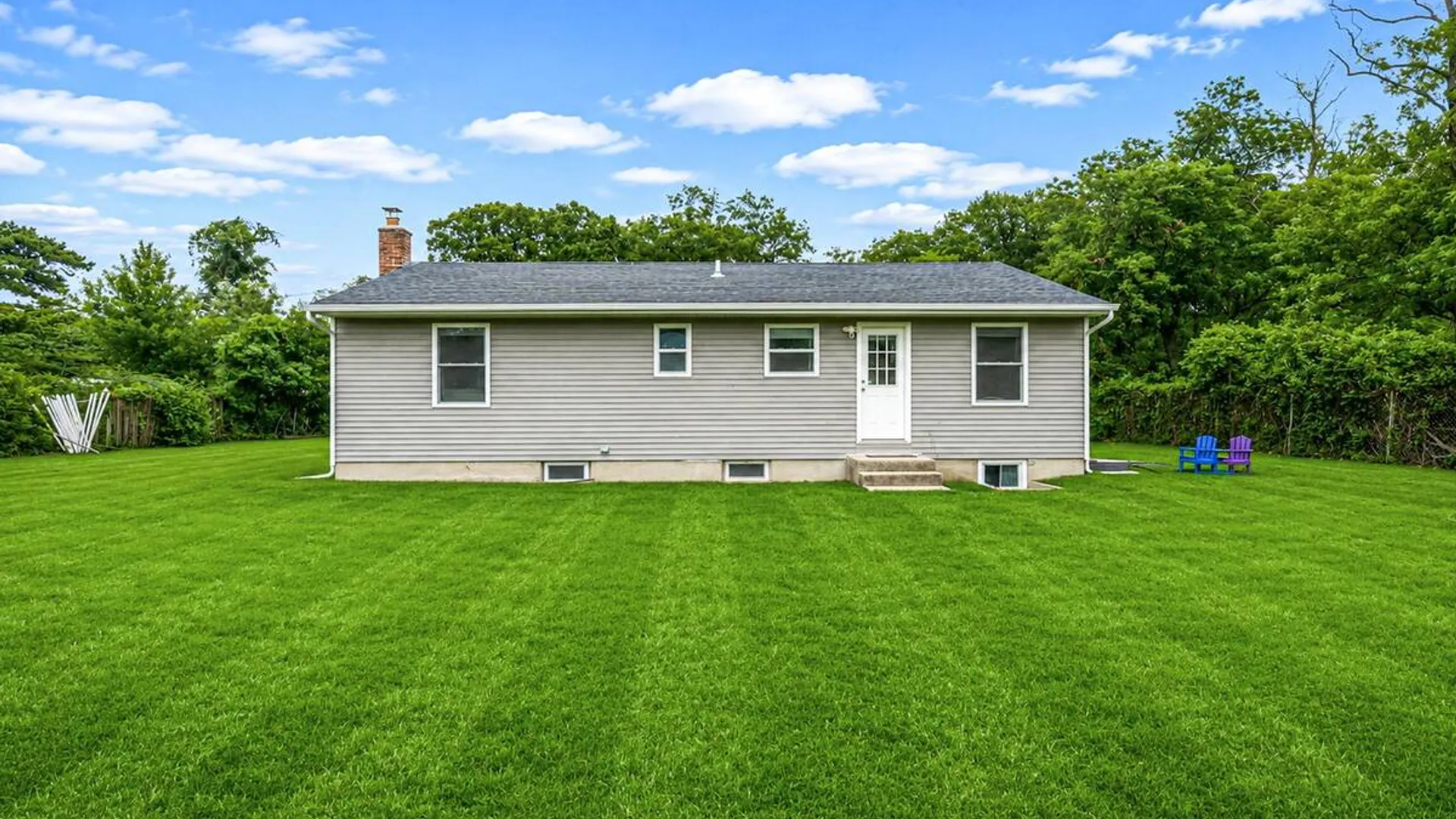 Property at 18 Jackson Street, Farmingdale, NY 11735 30