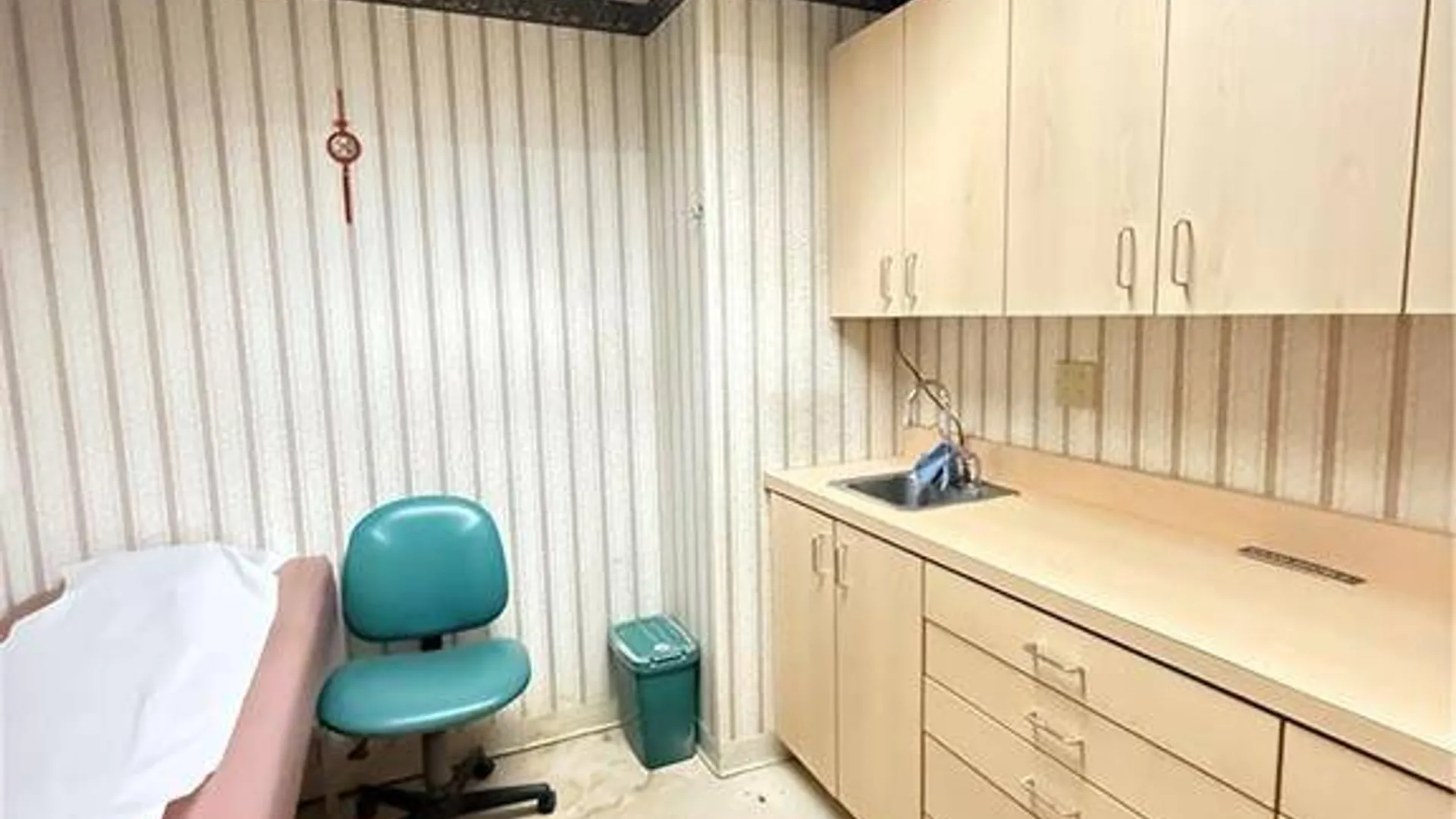 Property at 3901 Nostrand Ave, Brooklyn, NY 11235 11