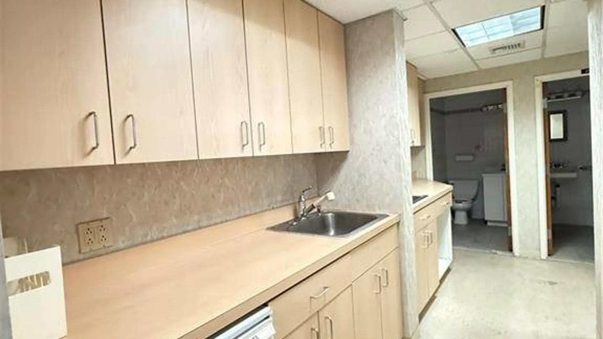 Property at 3901 Nostrand Ave, Brooklyn, NY 11235 12