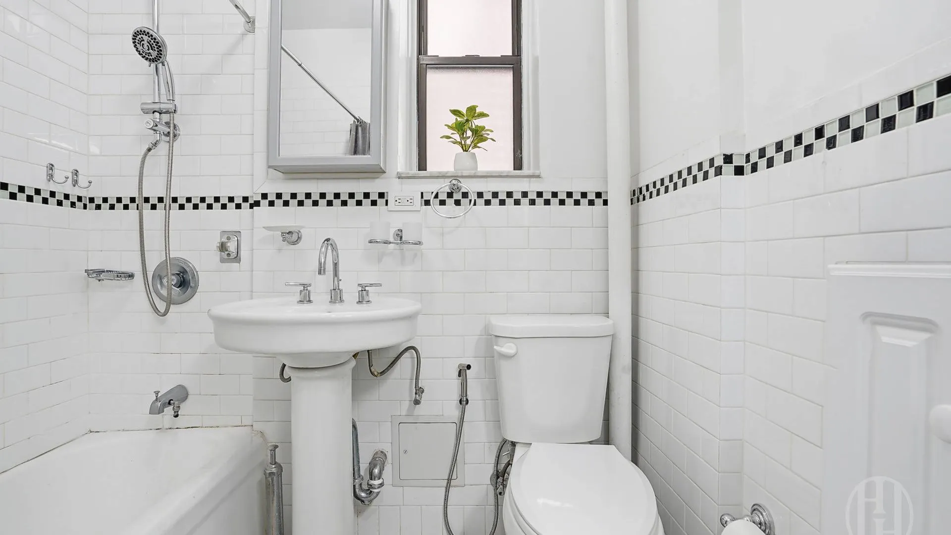 Property at 35 -45 81st St, Queens, NY 11372 9