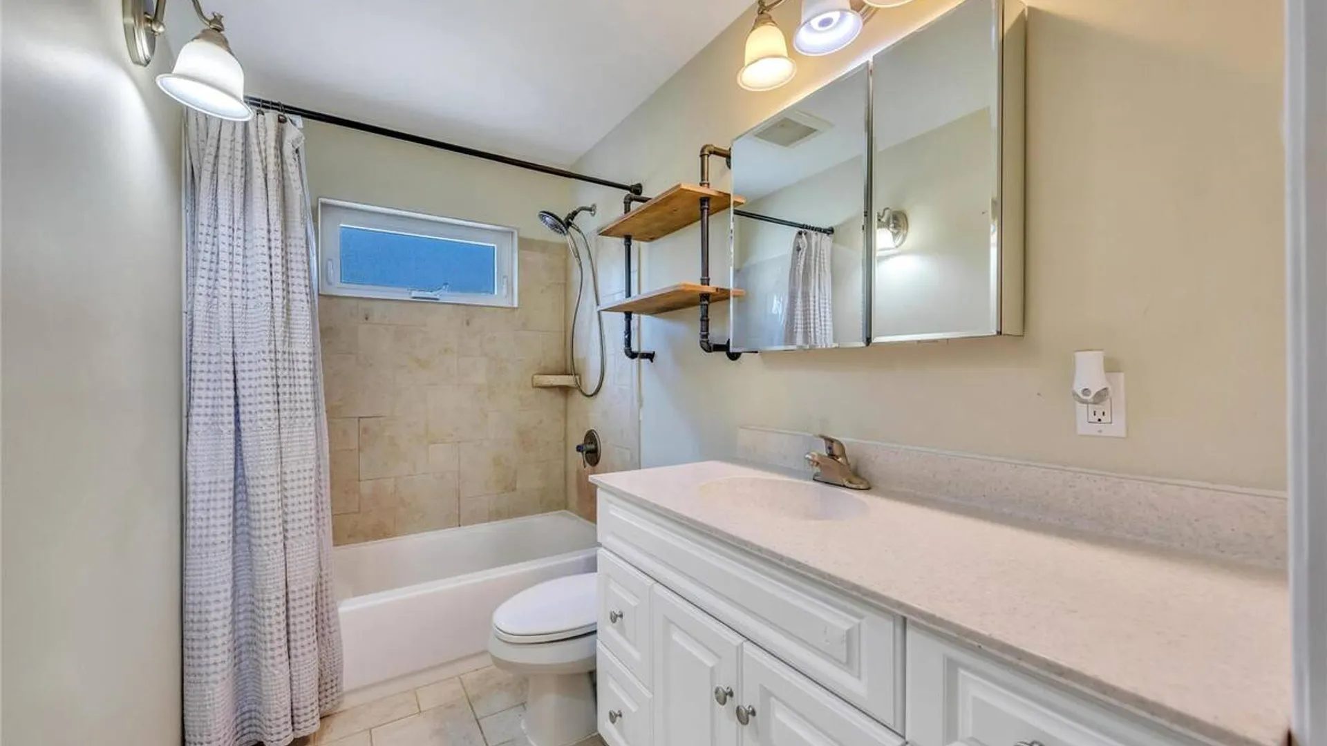 Property at 11 Irving Place, Islip Terrace, NY 11752 11