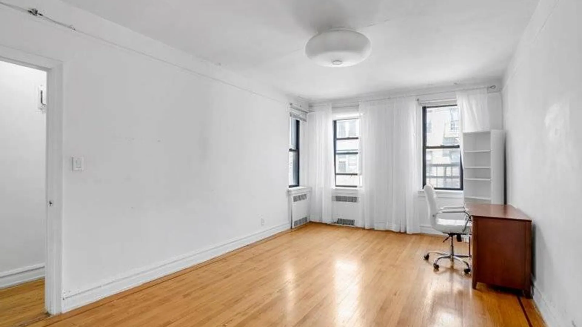 Property at 1150 Brighton Beach Ave, Brooklyn, NY 11235 10