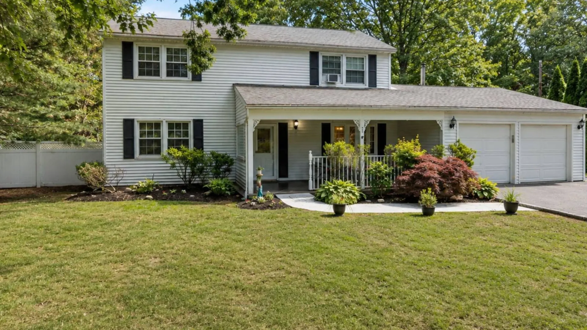 Property at 20 Spaulding Ln, Stony Brook, NY 11790 2