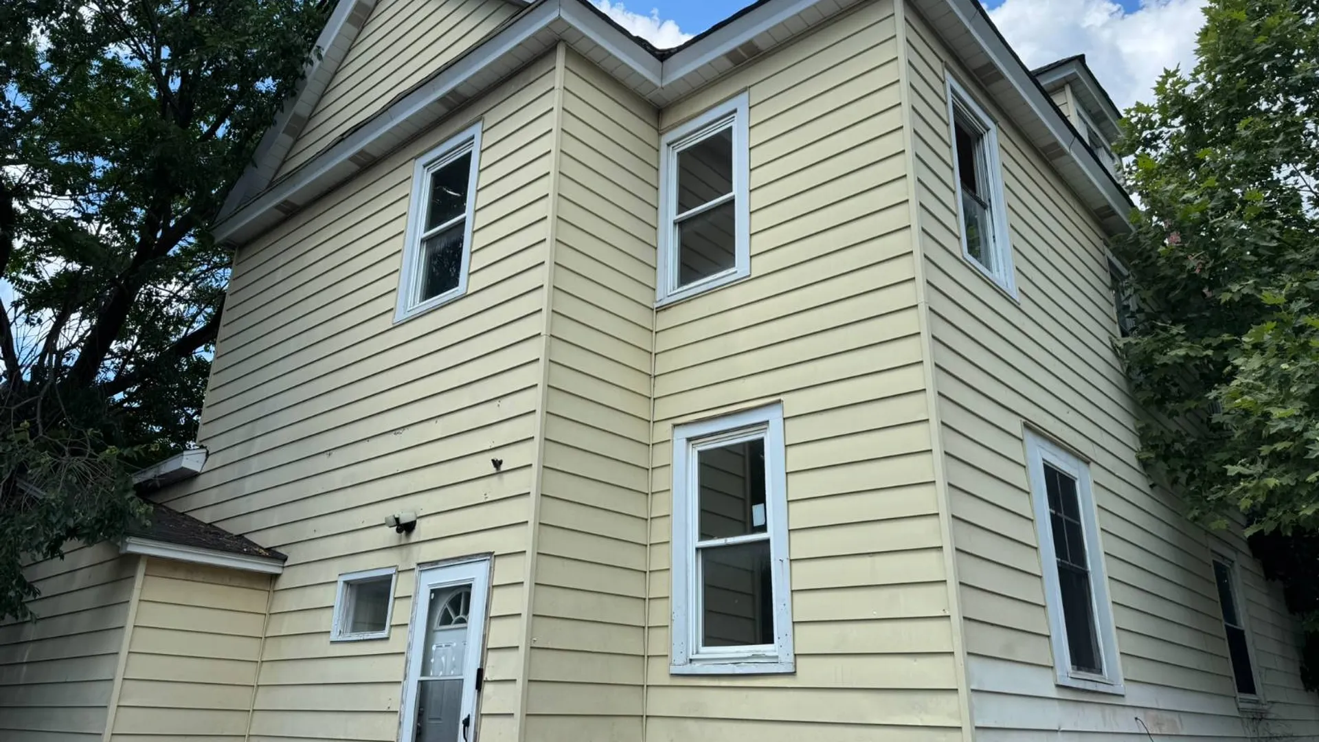 Property at 414 Pond St, Syracuse, NY 13208 5