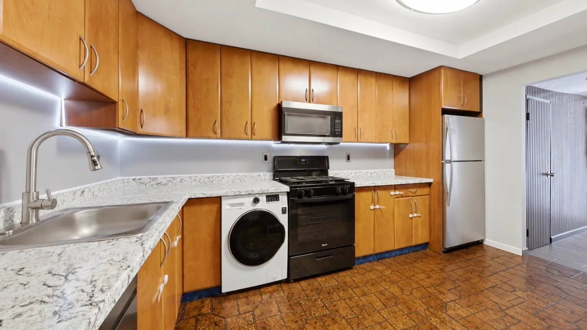 Property at 253 Newkirk Avenue, BROOKLYN, NY 11230 9
